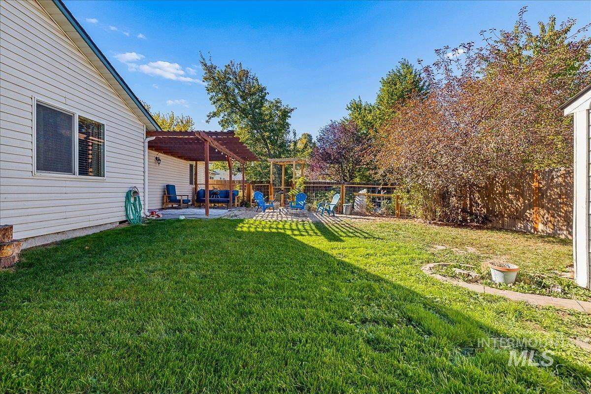 8374 W Falling Star St., Boise, Idaho 83709, 3 Bedrooms, 2 Bathrooms, Residential For Sale, Price $419,900,MLS 99003897