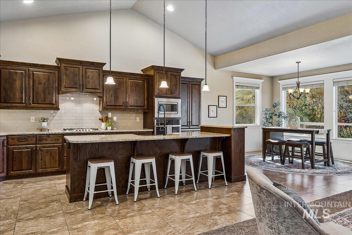 18091 N Highfield Way, Boise, Idaho 83714, 3 Bedrooms, 2 Bathrooms, Residential For Sale, Price $655,000,MLS 99003900