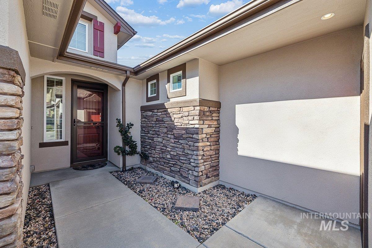 18091 N Highfield Way, Boise, Idaho 83714, 3 Bedrooms, 2 Bathrooms, Residential For Sale, Price $655,000,MLS 99003900