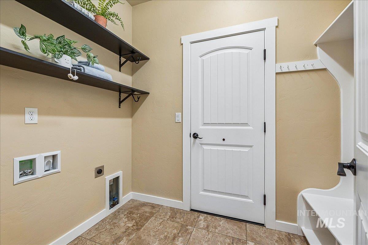 18091 N Highfield Way, Boise, Idaho 83714, 3 Bedrooms, 2 Bathrooms, Residential For Sale, Price $655,000,MLS 99003900