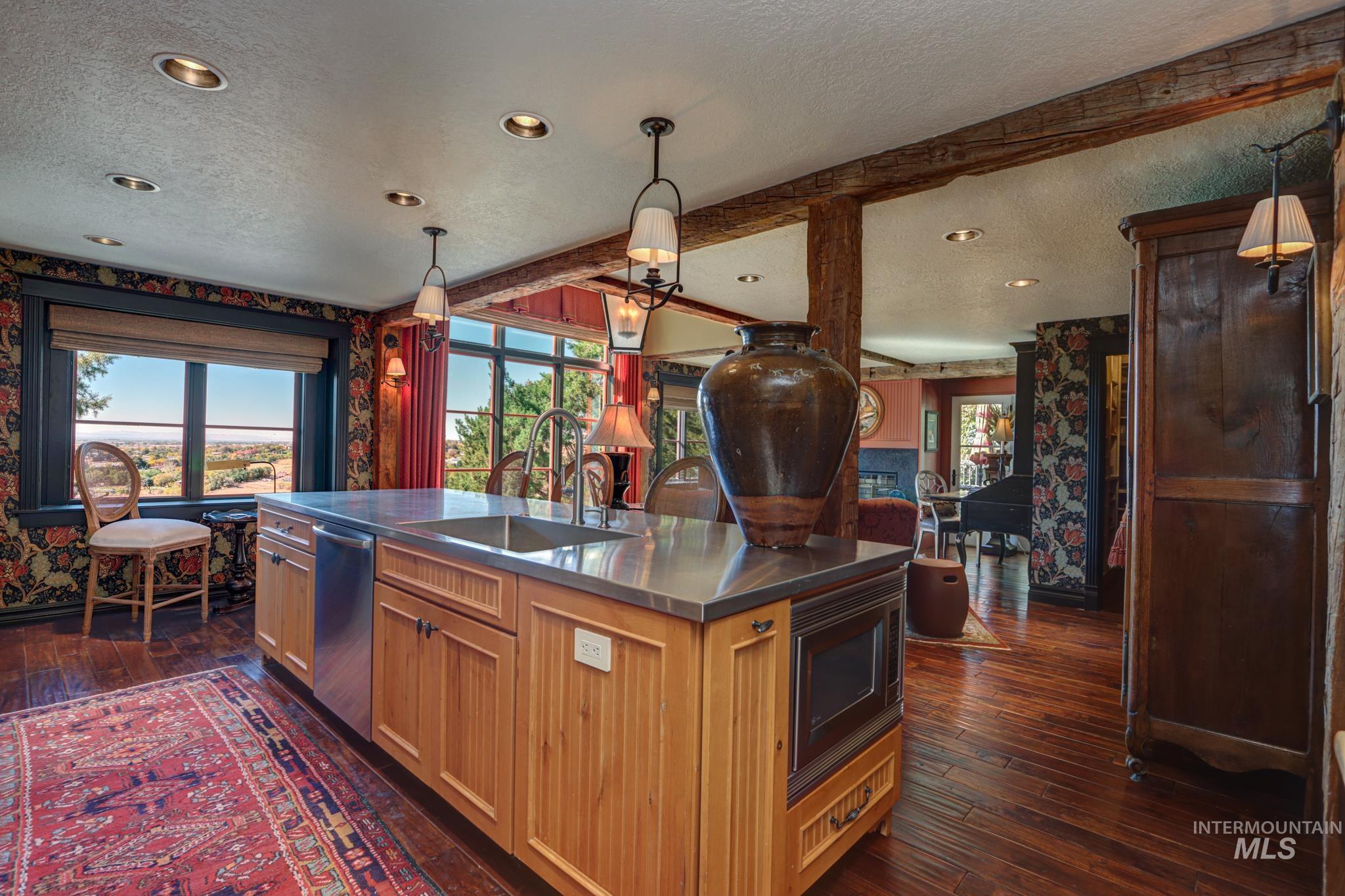 388 W Knob Hill Ct, Eagle, Idaho 83616, 5 Bedrooms, 4.5 Bathrooms, Residential For Sale, Price $2,500,000,MLS 99003901