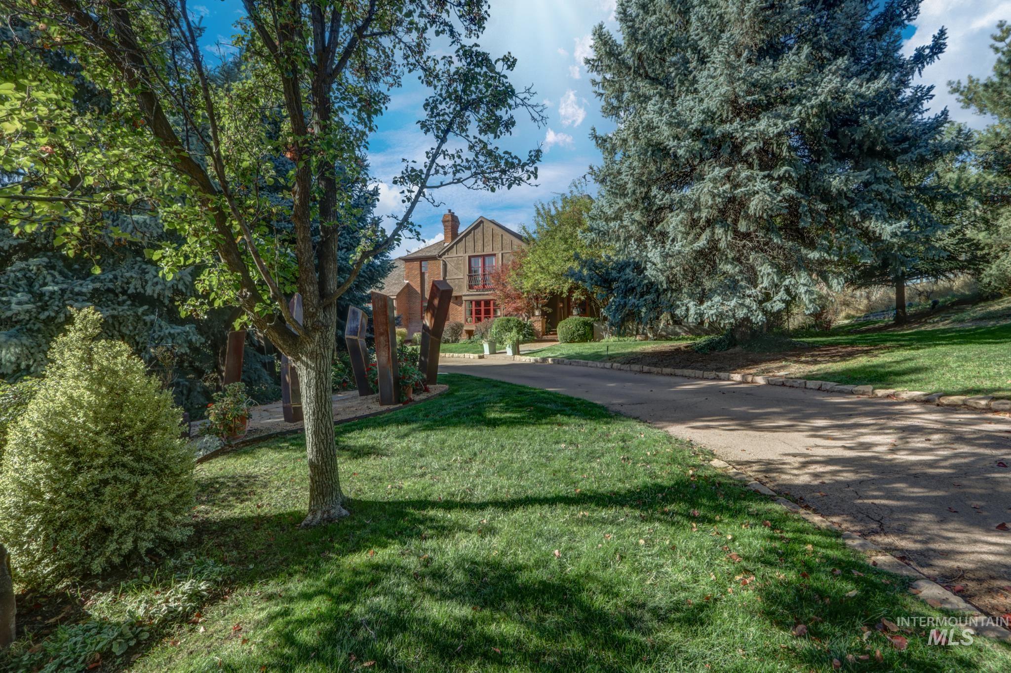 388 W Knob Hill Ct, Eagle, Idaho 83616, 5 Bedrooms, 4.5 Bathrooms, Residential For Sale, Price $2,500,000,MLS 99003901