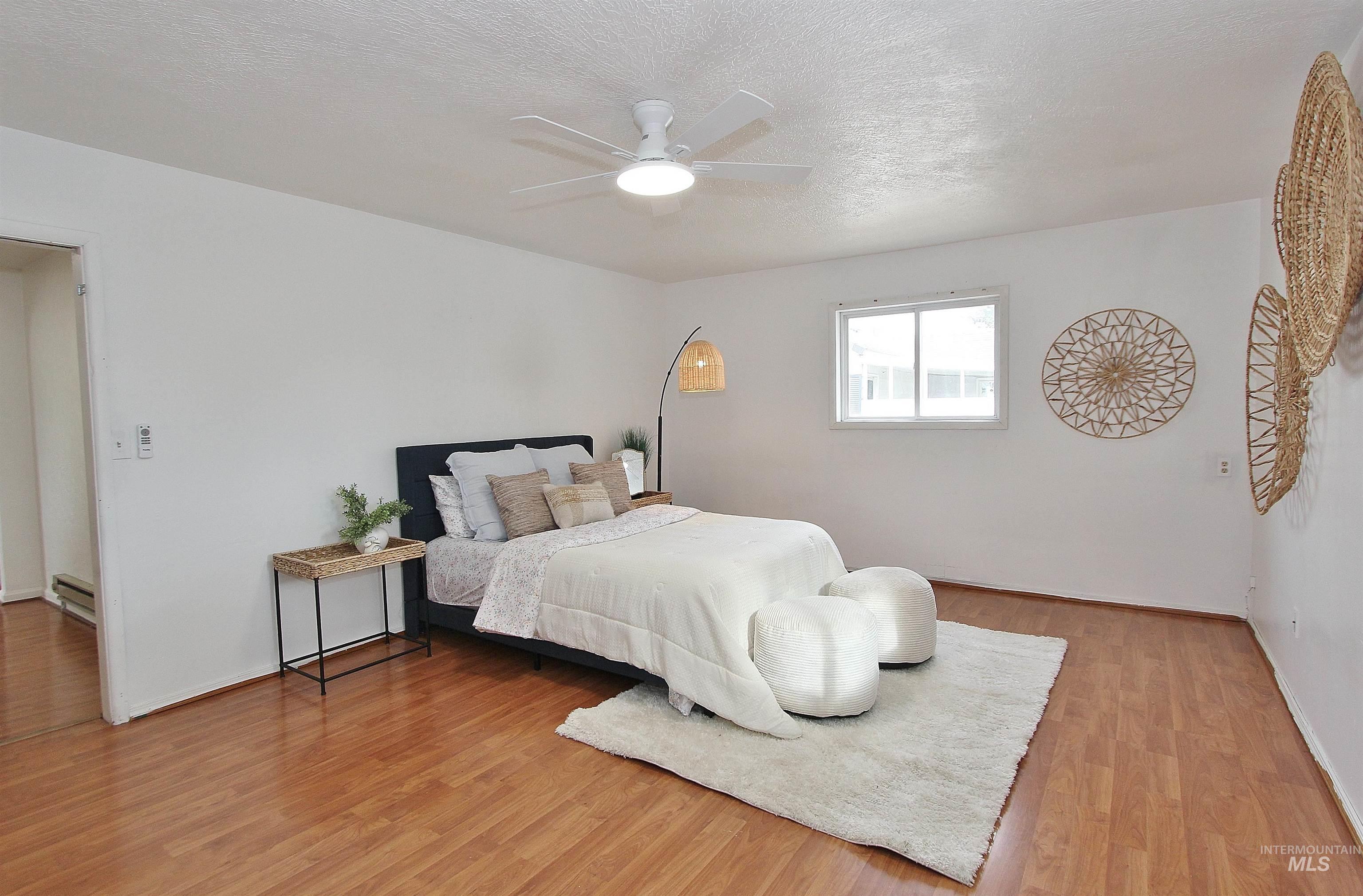1108 S Holly St., Nampa, Idaho 83686, 3 Bedrooms, 1 Bathroom, Residential For Sale, Price $325,000,MLS 99003902
