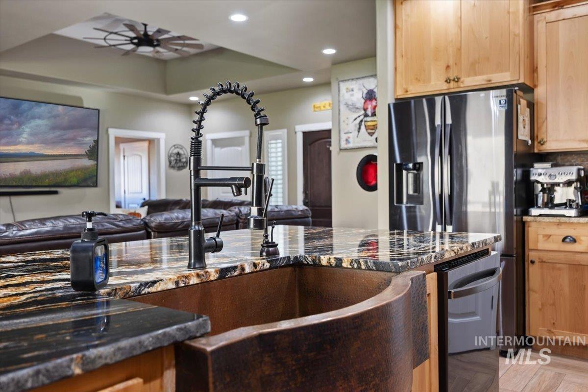 2689 Rock Creek Rd, Hansen, Idaho 83334, 3 Bedrooms, 3 Bathrooms, Residential For Sale, Price $850,000,MLS 99003903