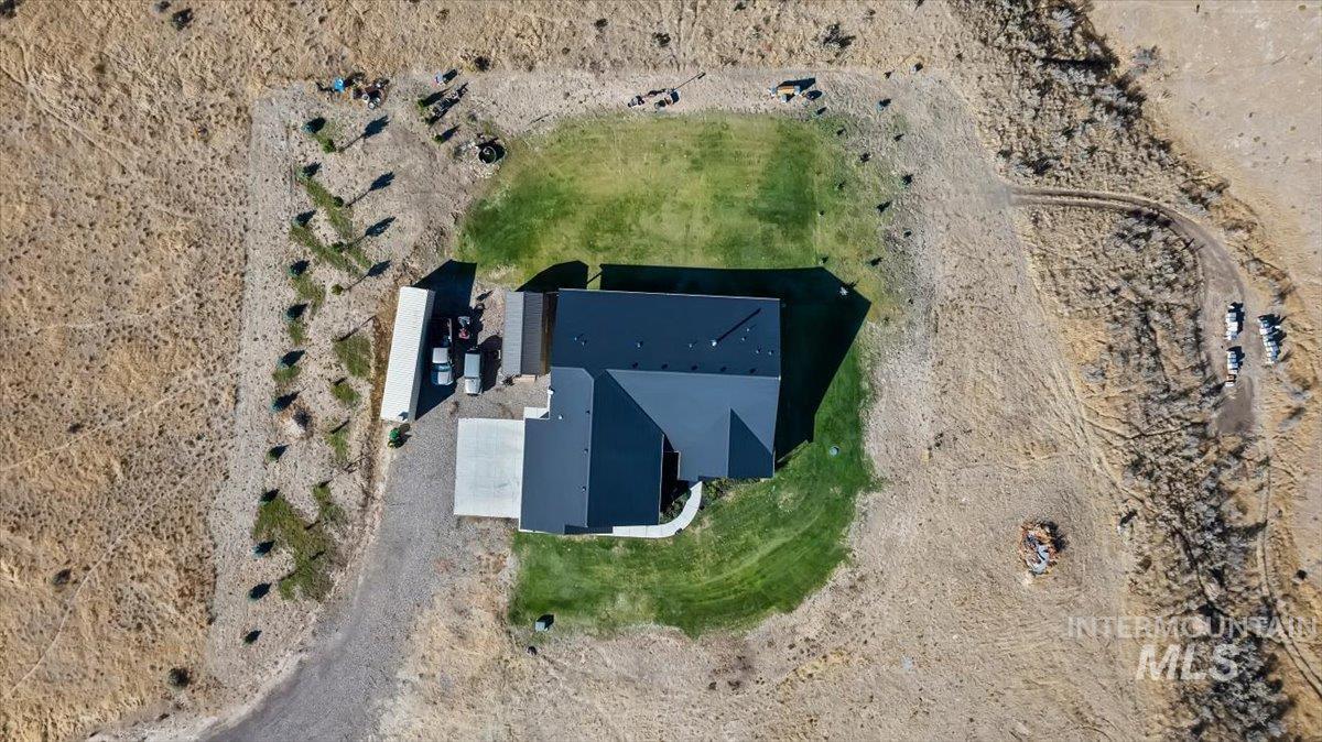 2689 Rock Creek Rd, Hansen, Idaho 83334, 3 Bedrooms, 3 Bathrooms, Residential For Sale, Price $850,000,MLS 99003903