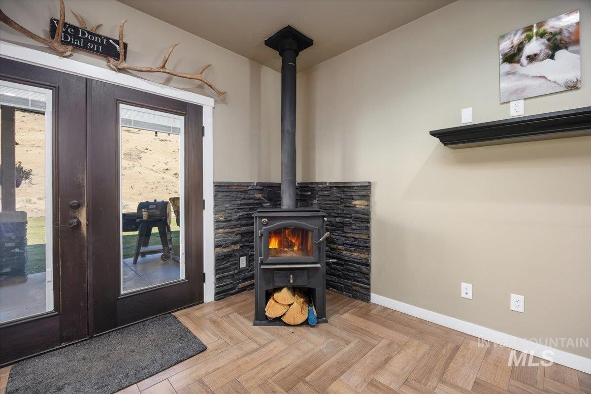 2689 Rock Creek Rd, Hansen, Idaho 83334, 3 Bedrooms, 3 Bathrooms, Residential For Sale, Price $850,000,MLS 99003903