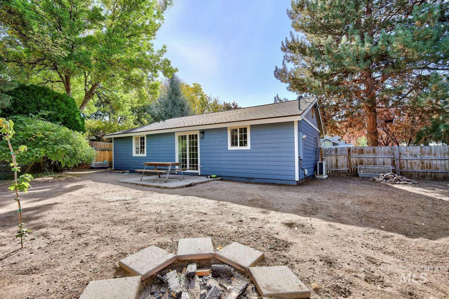 3034 W Neff St, Boise, Idaho 83703, 3 Bedrooms, 1 Bathroom, Residential For Sale, Price $529,000,MLS 99003907