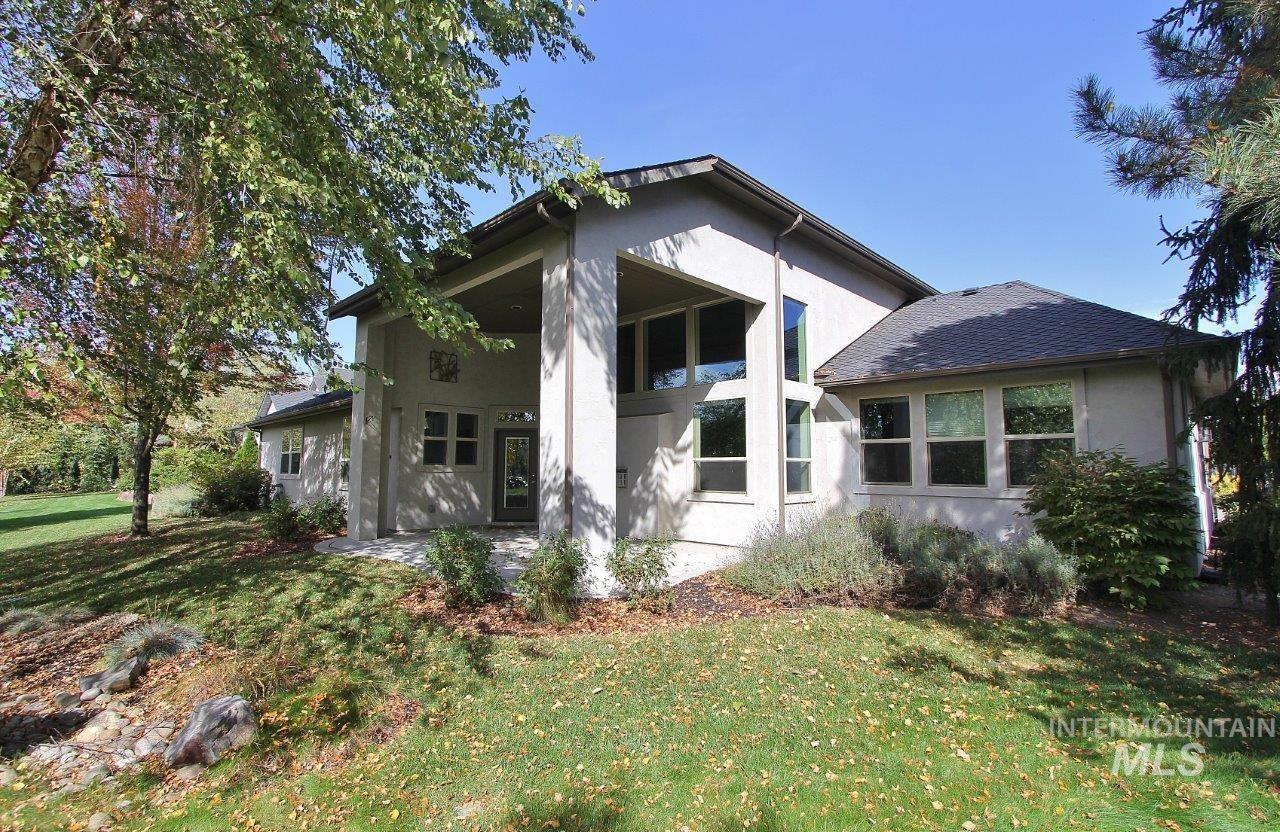 375 E Eaglewoods Ln, Eagle, Idaho 83616, 3 Bedrooms, 2.5 Bathrooms, Residential For Sale, Price $1,150,000,MLS 99003908