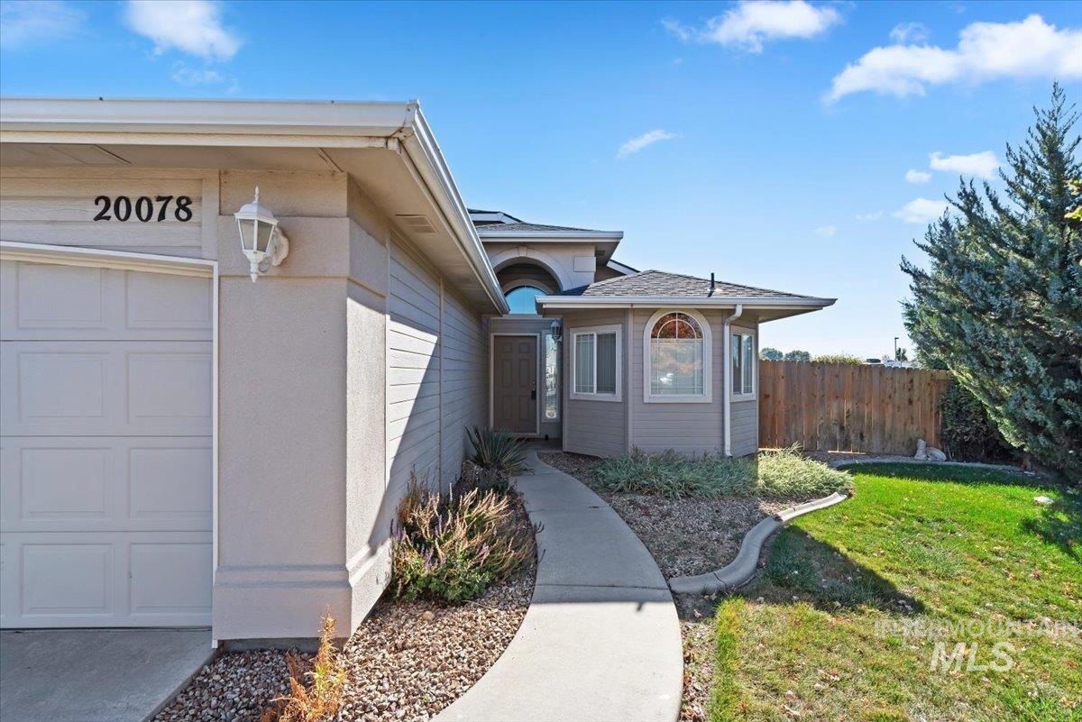 20078 Colebrook Ct, Caldwell, Idaho 83605, 3 Bedrooms, 2 Bathrooms, Residential For Sale, Price $404,900,MLS 99003909