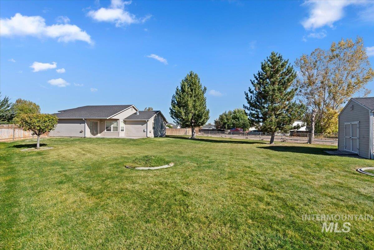 20078 Colebrook Ct, Caldwell, Idaho 83605, 3 Bedrooms, 2 Bathrooms, Residential For Sale, Price $404,900,MLS 99003909