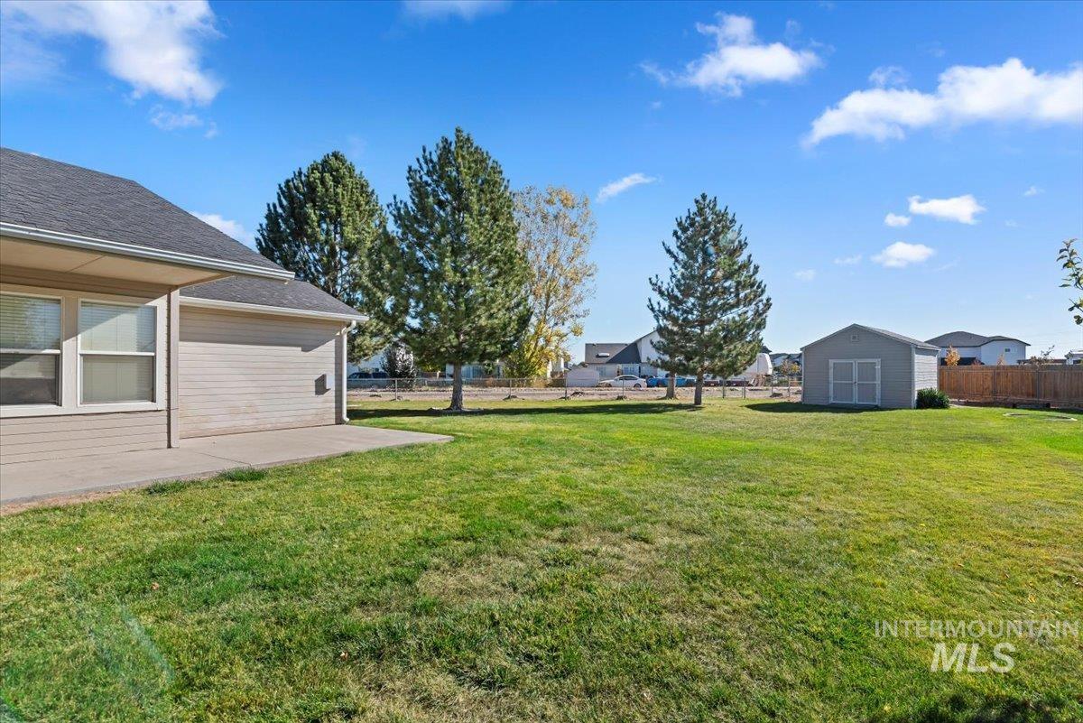 20078 Colebrook Ct, Caldwell, Idaho 83605, 3 Bedrooms, 2 Bathrooms, Residential For Sale, Price $404,900,MLS 99003909
