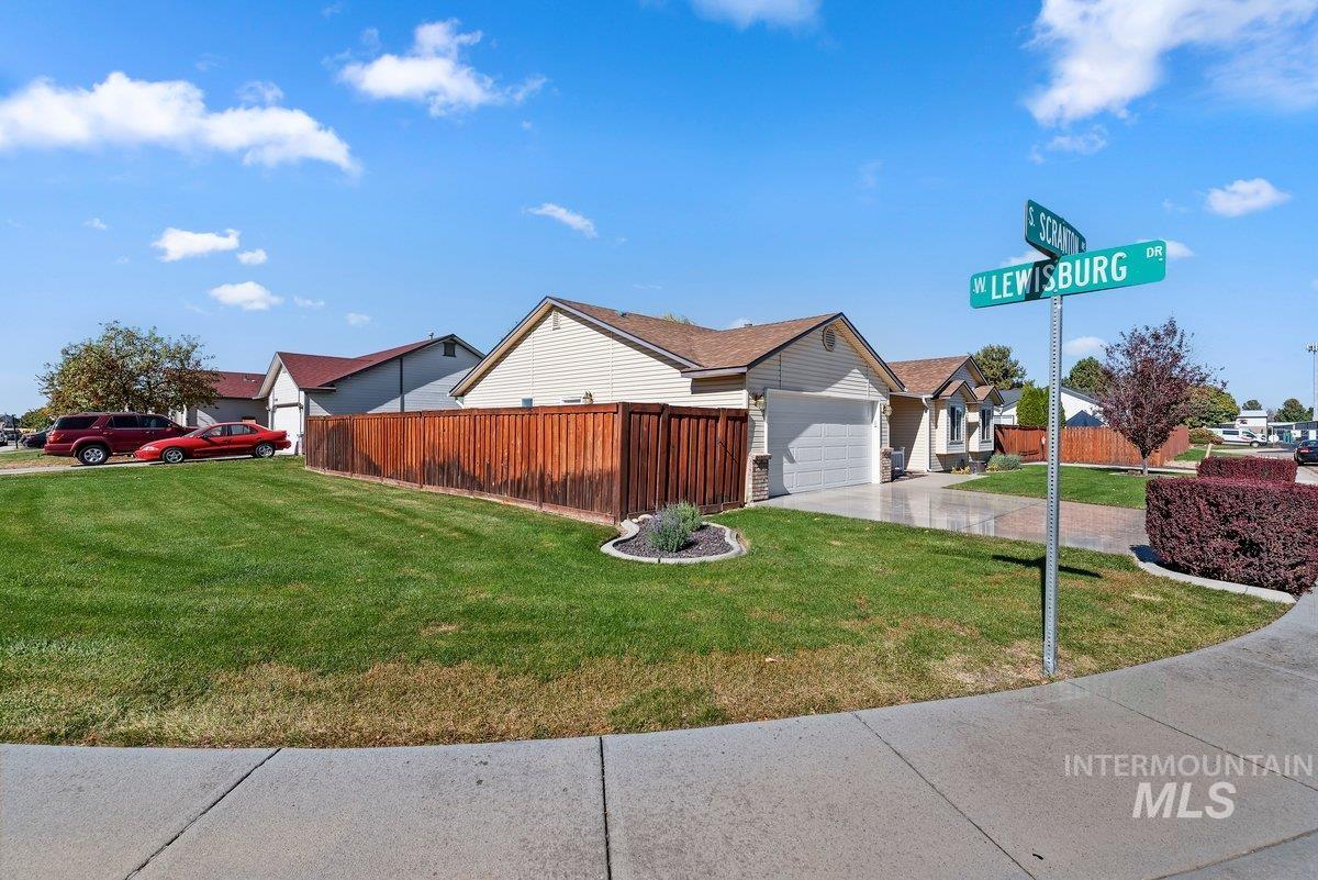 1137 S Scranton Avenue, Boise, Idaho 83709, 3 Bedrooms, 2 Bathrooms, Residential For Sale, Price $440,000,MLS 99003910