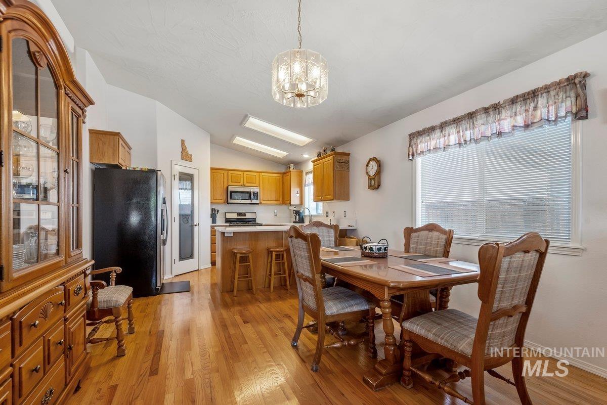 1137 S Scranton Avenue, Boise, Idaho 83709, 3 Bedrooms, 2 Bathrooms, Residential For Sale, Price $440,000,MLS 99003910