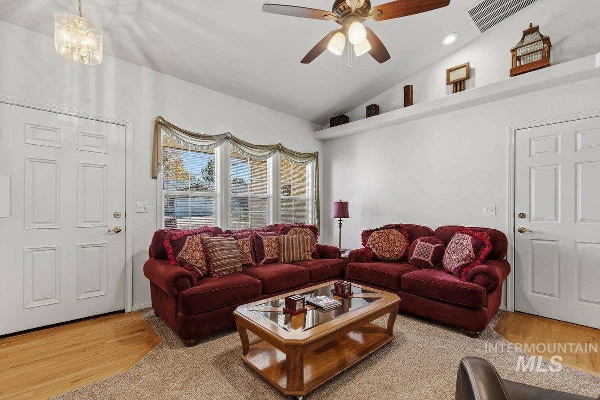 1137 S Scranton Avenue, Boise, Idaho 83709, 3 Bedrooms, 2 Bathrooms, Residential For Sale, Price $440,000,MLS 99003910