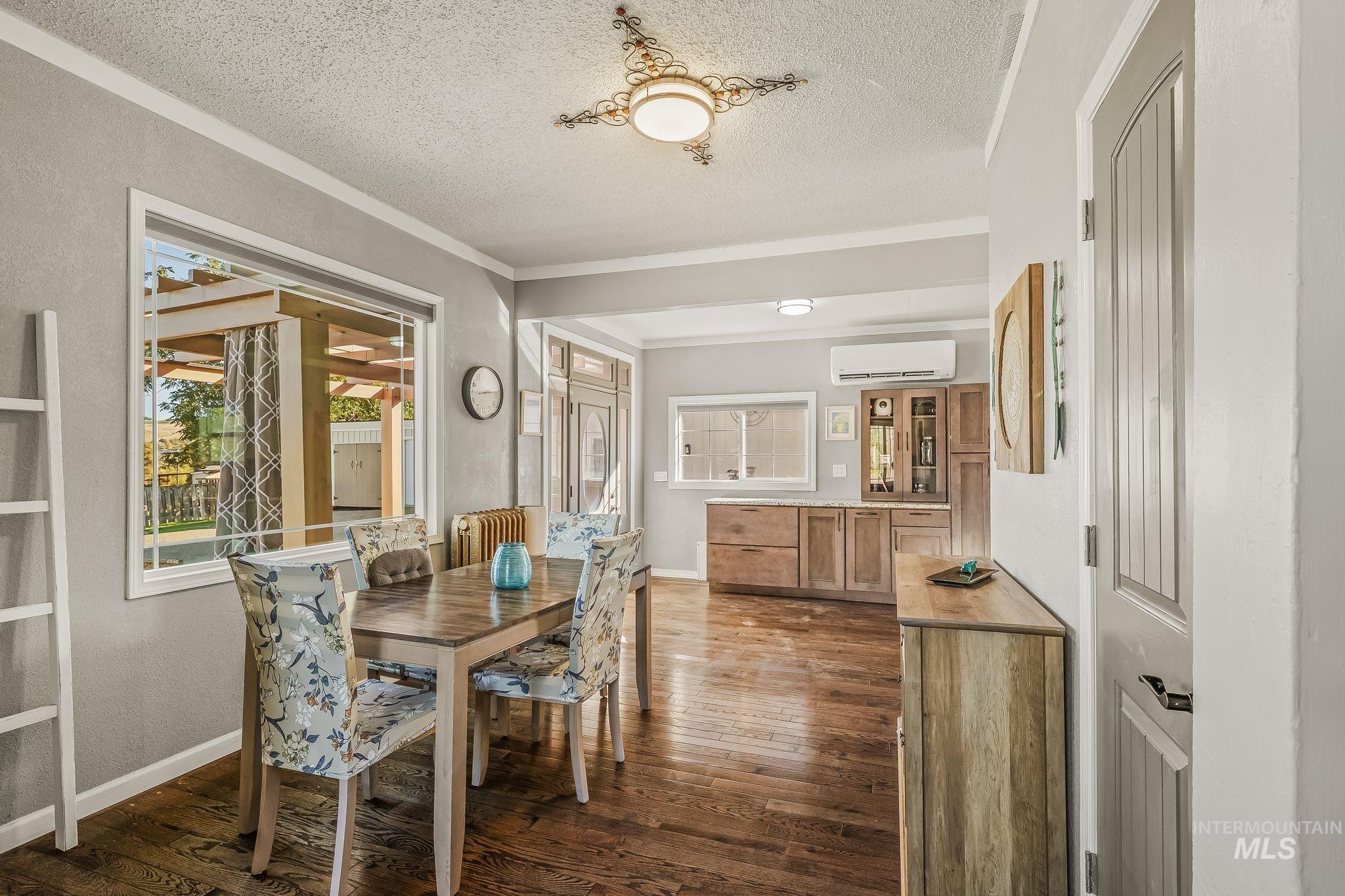 1215 24th Avenue, Clarkston, Washington 99403, 5 Bedrooms, 3 Bathrooms, Residential For Sale, Price $459,000,MLS 99003913