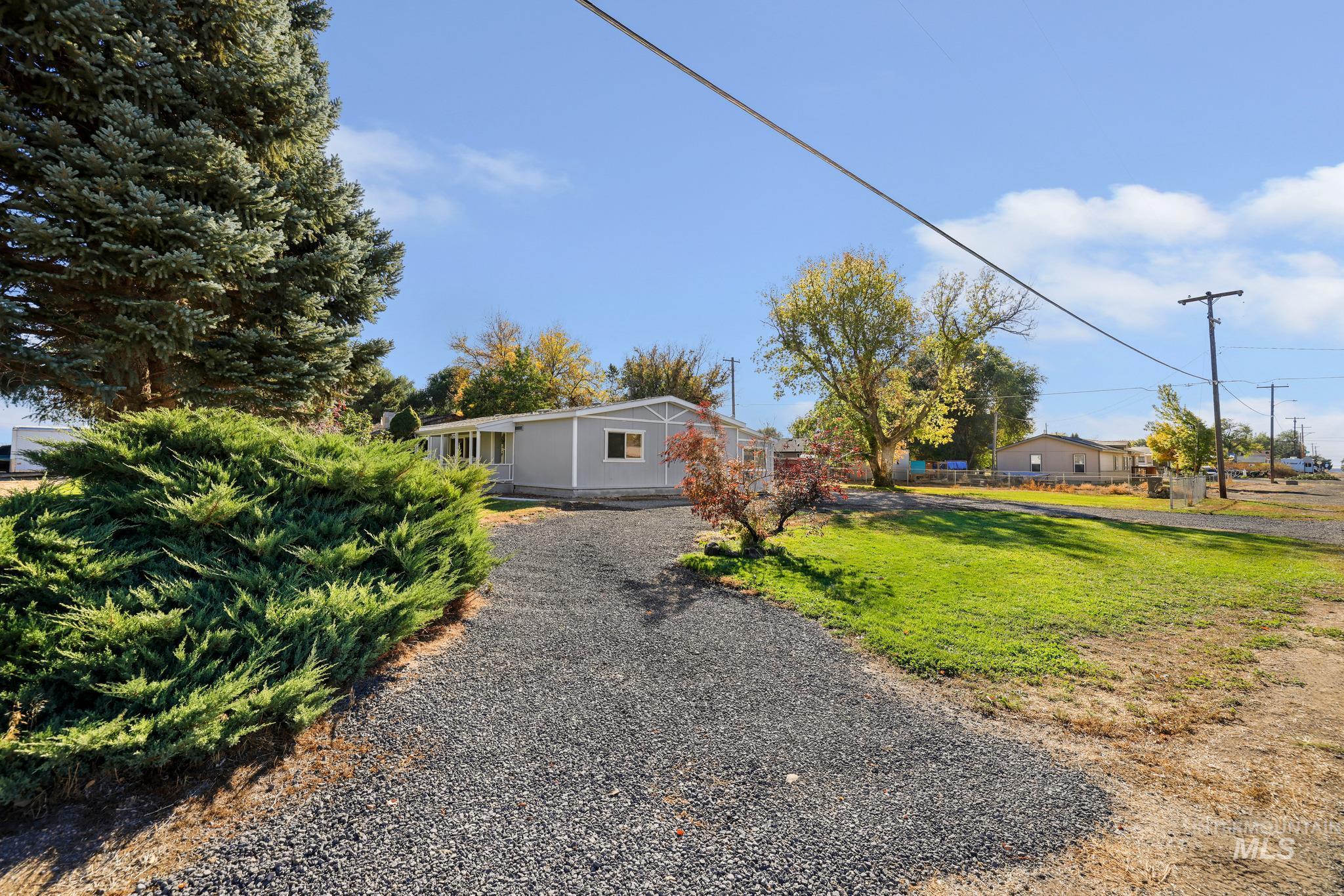575 4th Ave E, Wendell, Idaho 83355, 3 Bedrooms, 2 Bathrooms, Residential For Sale, Price $320,000, 99003914