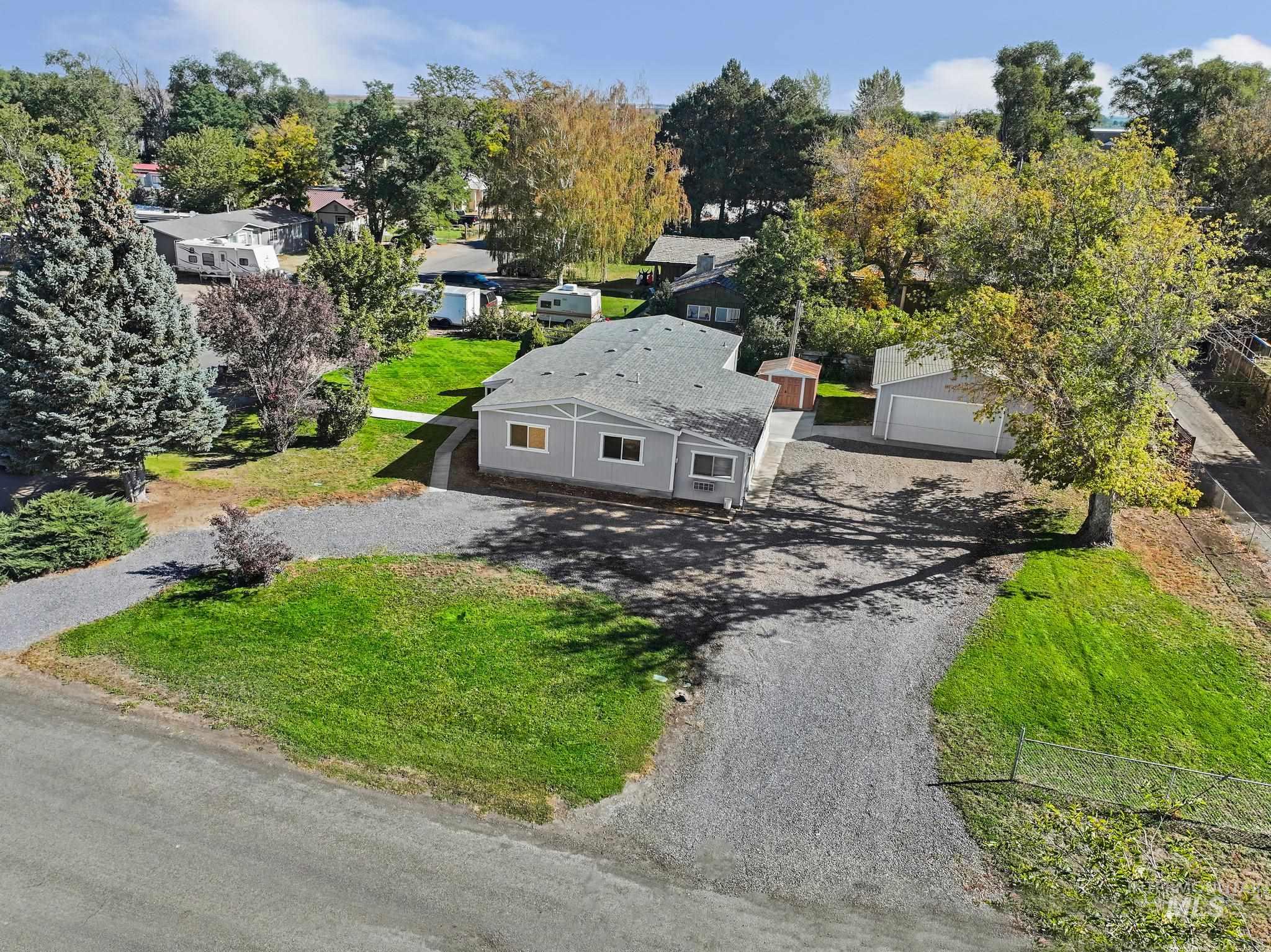 575 4th Ave E, Wendell, Idaho 83355, 3 Bedrooms, 2 Bathrooms, Residential For Sale, Price $320,000, 99003914
