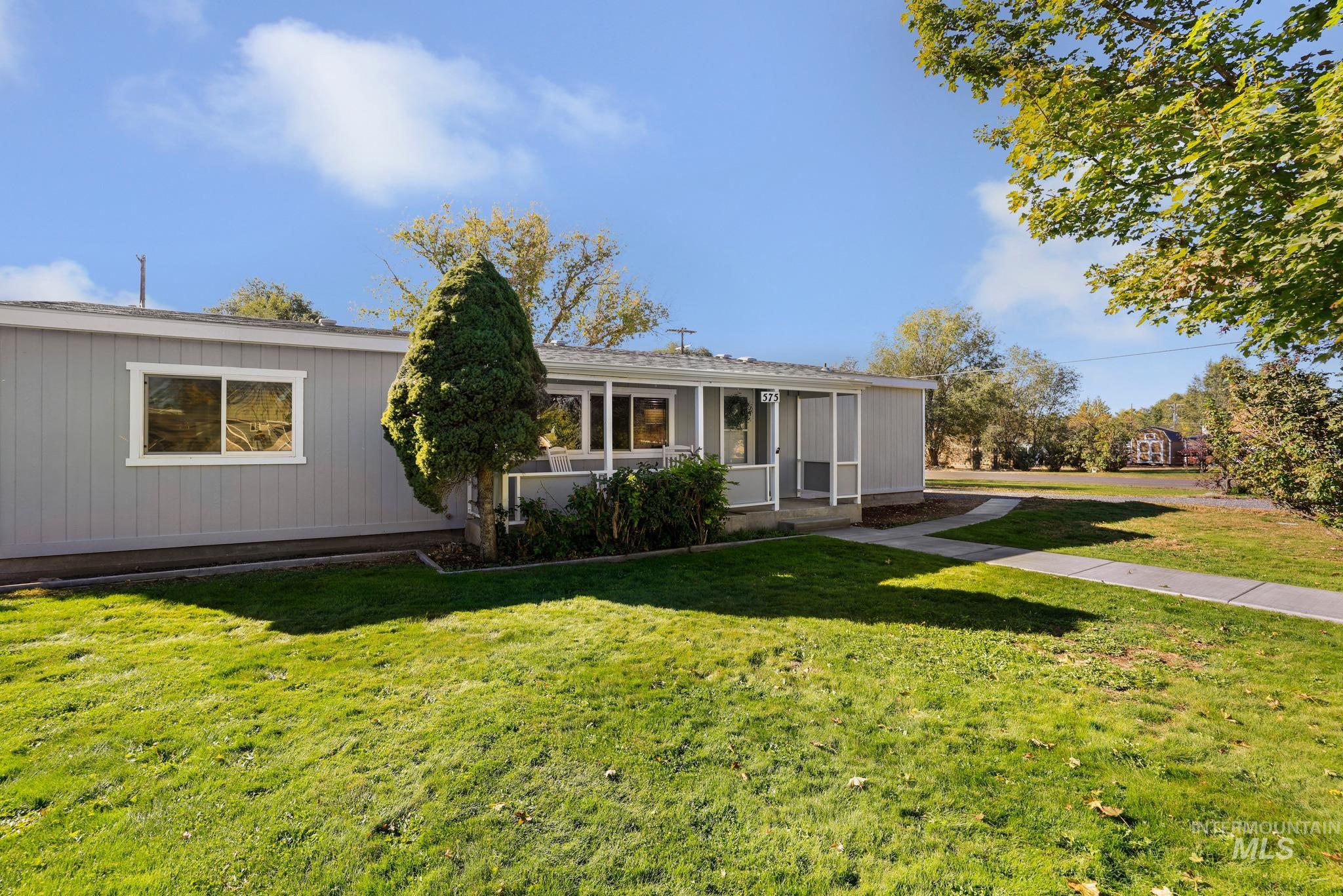 575 4th Ave E, Wendell, Idaho 83355, 3 Bedrooms, 2 Bathrooms, Residential For Sale, Price $320,000, 99003914