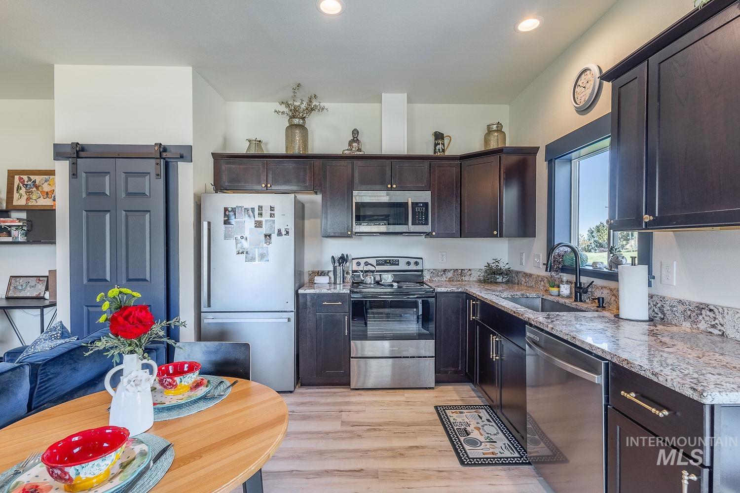 6312 N Hill Point Way, Star, Idaho 83669, 4 Bedrooms, 3.5 Bathrooms, Residential For Sale, Price $1,275,000, 99003916