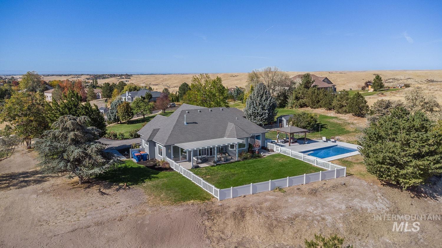 6312 N Hill Point Way, Star, Idaho 83669, 4 Bedrooms, 3.5 Bathrooms, Residential For Sale, Price $1,275,000, 99003916