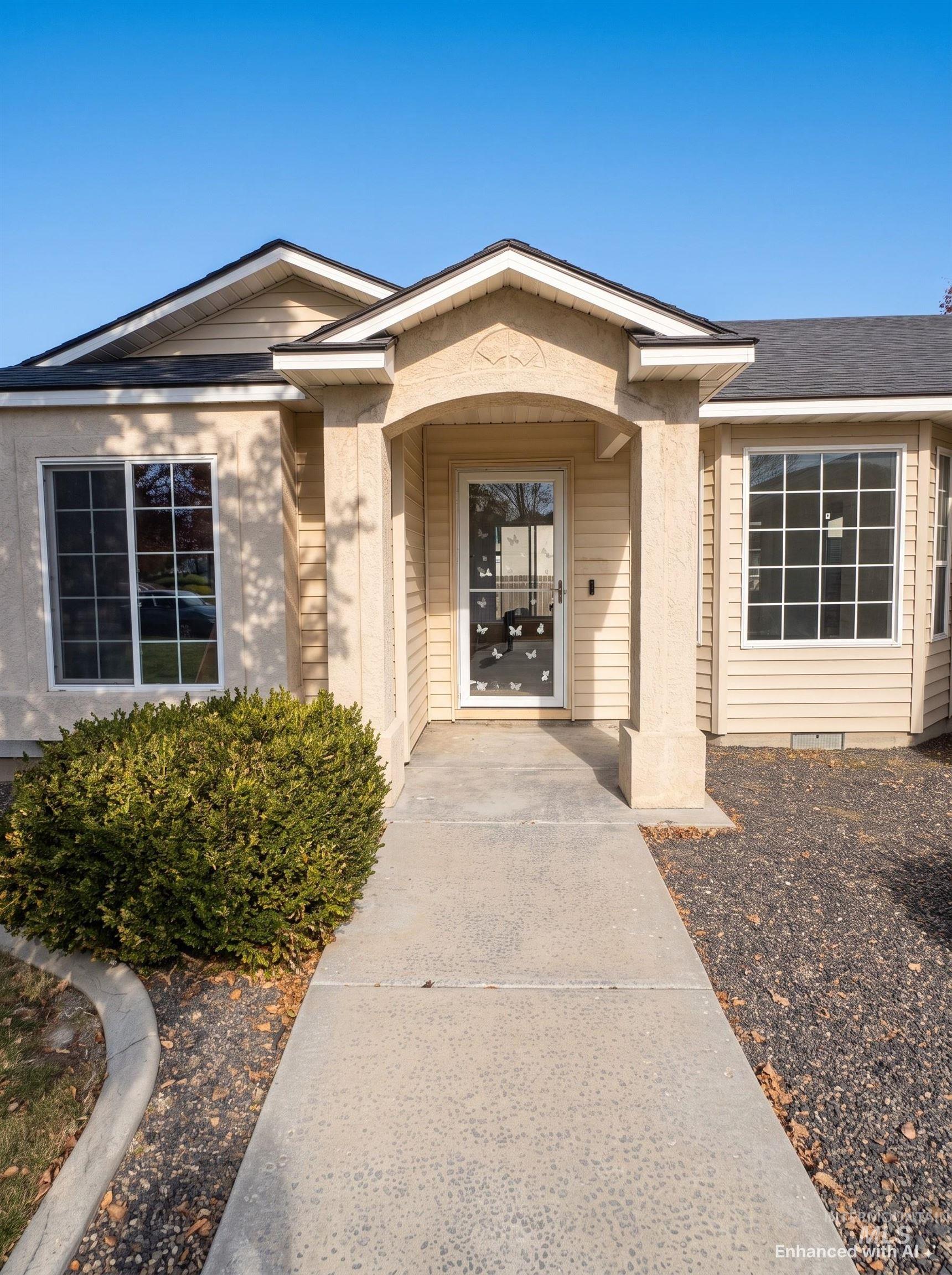 804 Cromwell St., Caldwell, Idaho 83605, 3 Bedrooms, 2 Bathrooms, Residential For Sale, Price $360,000,MLS 99003918