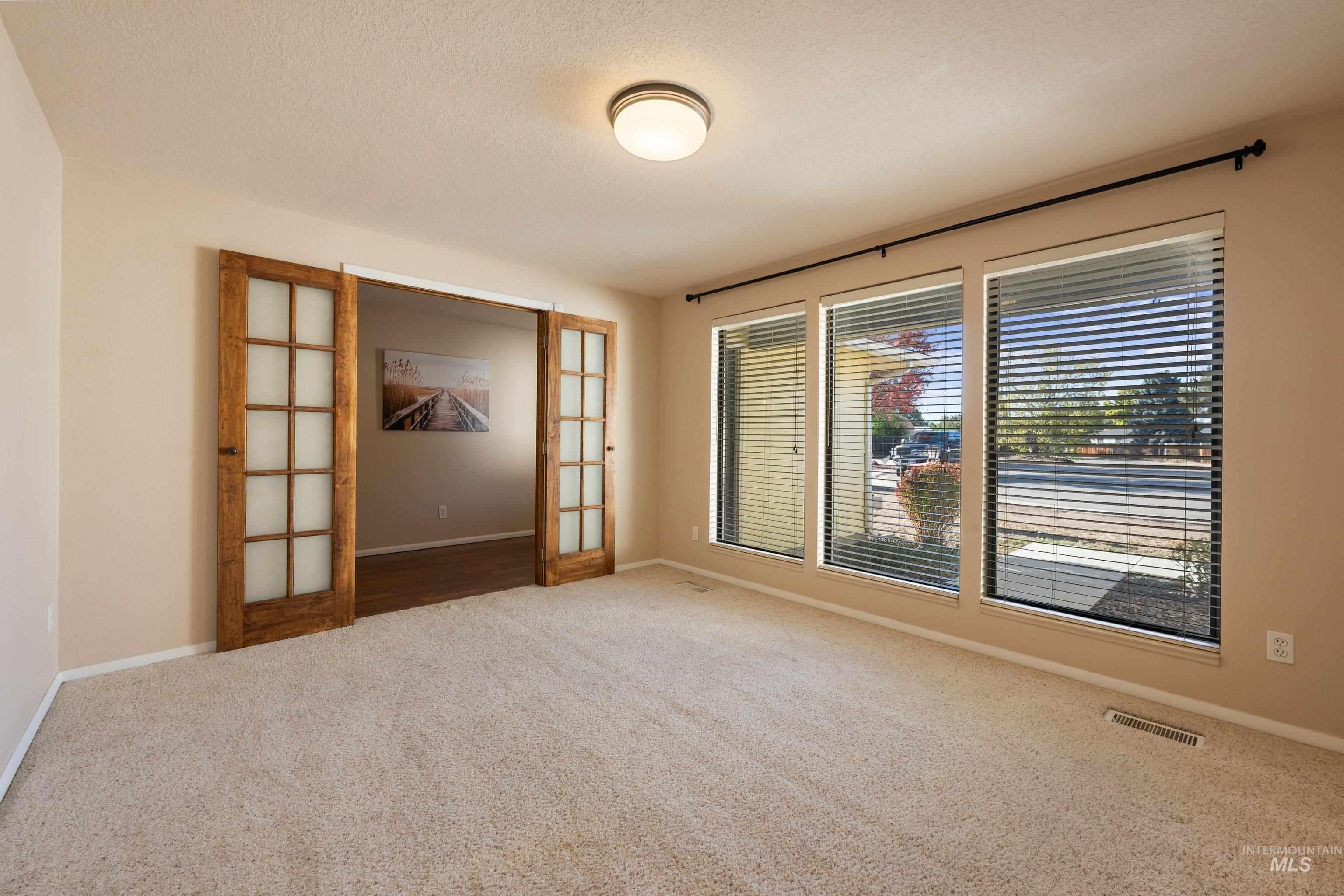 8921 W Sunflower Ct, Boise, Idaho 83704, 4 Bedrooms, 2 Bathrooms, Residential For Sale, Price $439,900,MLS 99003919