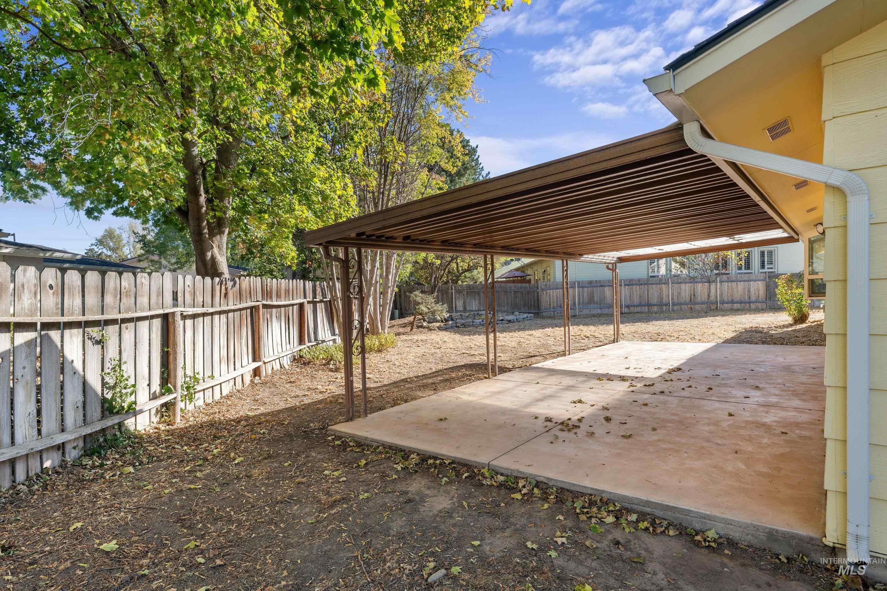 8921 W Sunflower Ct, Boise, Idaho 83704, 4 Bedrooms, 2 Bathrooms, Residential For Sale, Price $439,900,MLS 99003919