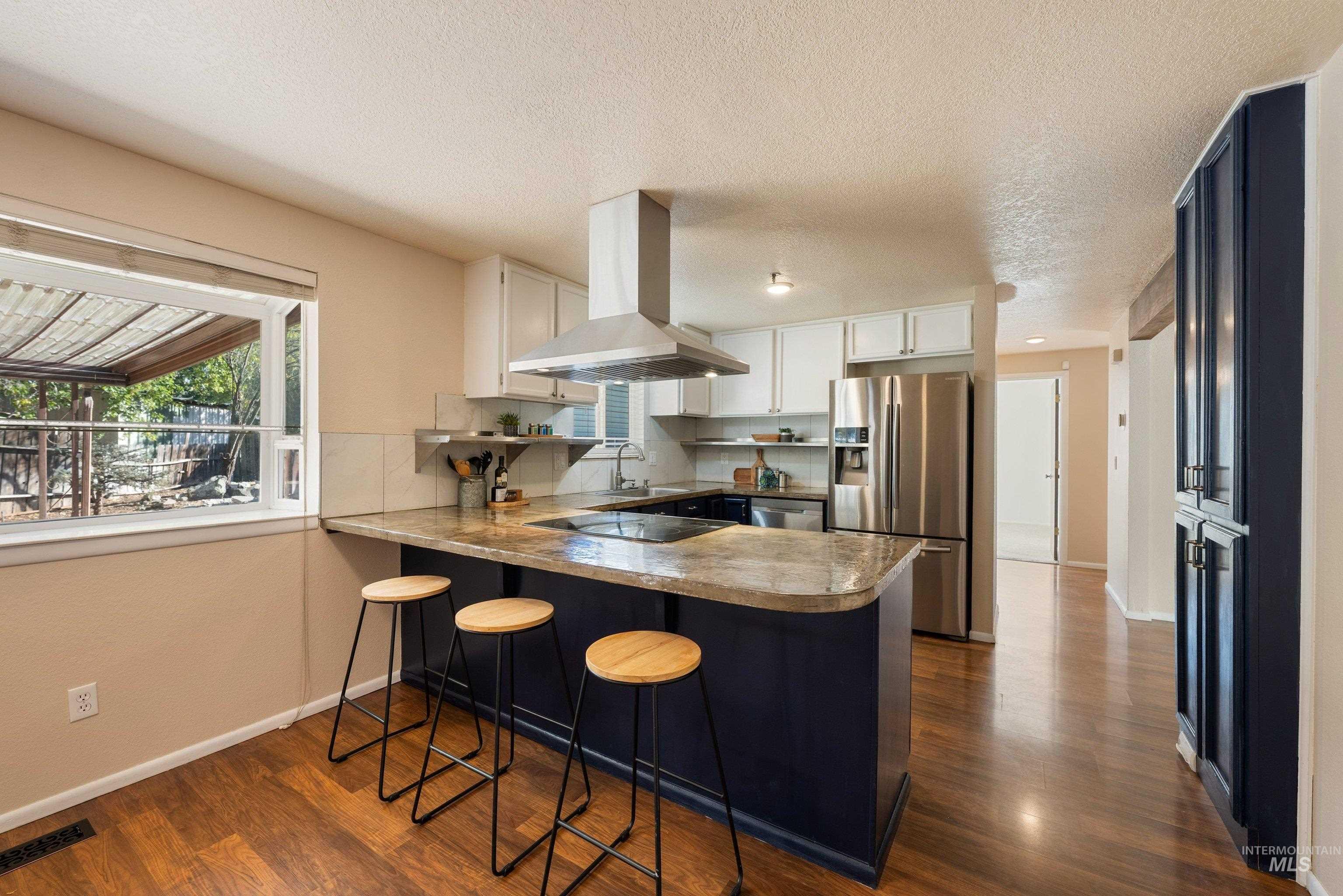 8921 W Sunflower Ct, Boise, Idaho 83704, 4 Bedrooms, 2 Bathrooms, Residential For Sale, Price $439,900,MLS 99003919