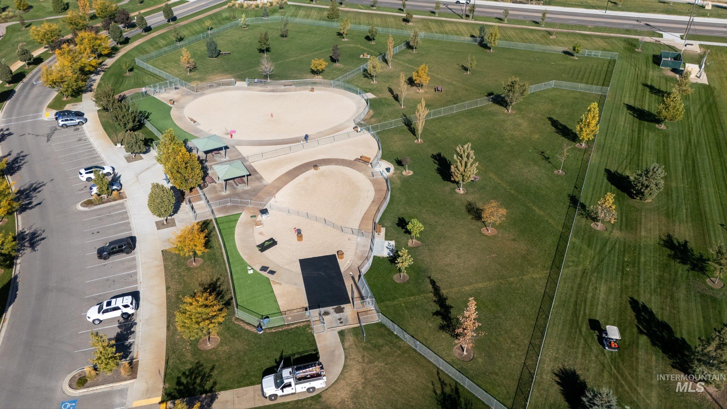 1672 E Spire St., Meridian, Idaho 83642, 3 Bedrooms, 2.5 Bathrooms, Residential For Sale, Price $625,000,MLS 99003920