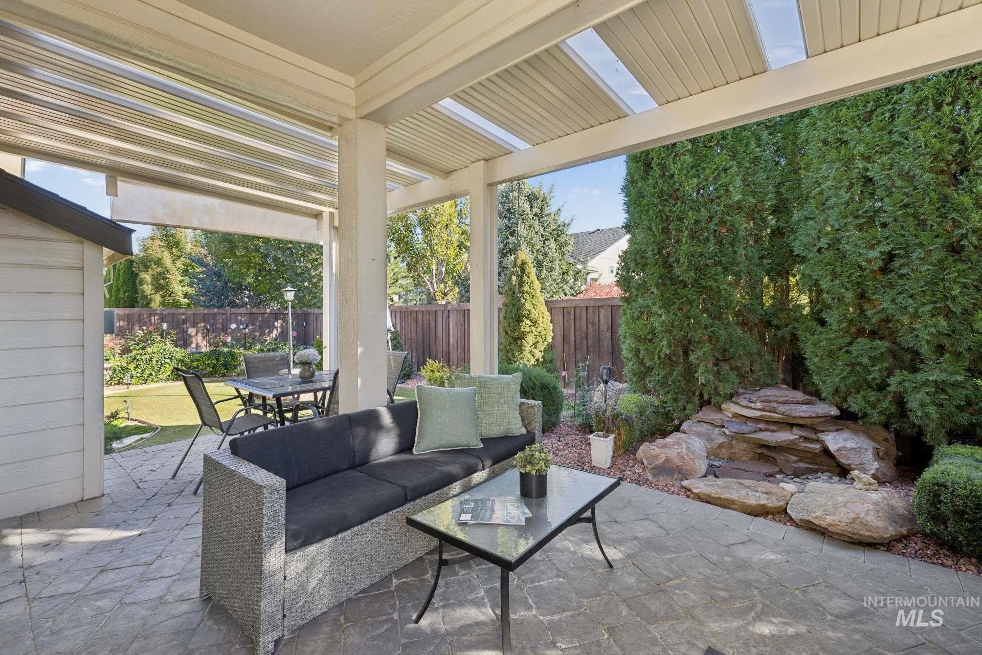 5346 N Mitchum Avenue, Meridian, Idaho 83646, 4 Bedrooms, 2 Bathrooms, Residential For Sale, Price $615,900, 99003924