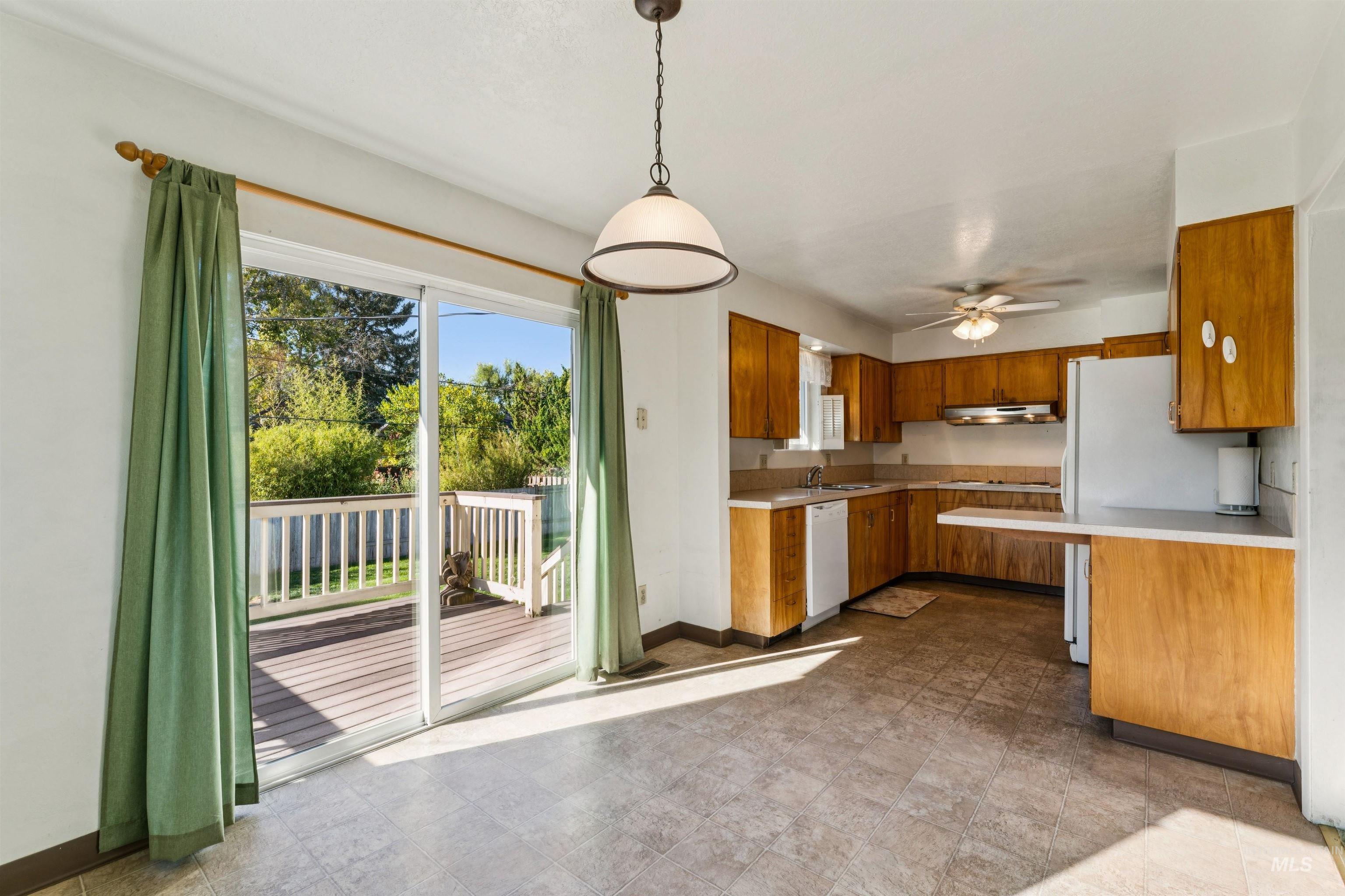 8721 W San Anita Drive, Boise, Idaho 83704, 4 Bedrooms, 2 Bathrooms, Residential For Sale, Price $449,000, 99003930