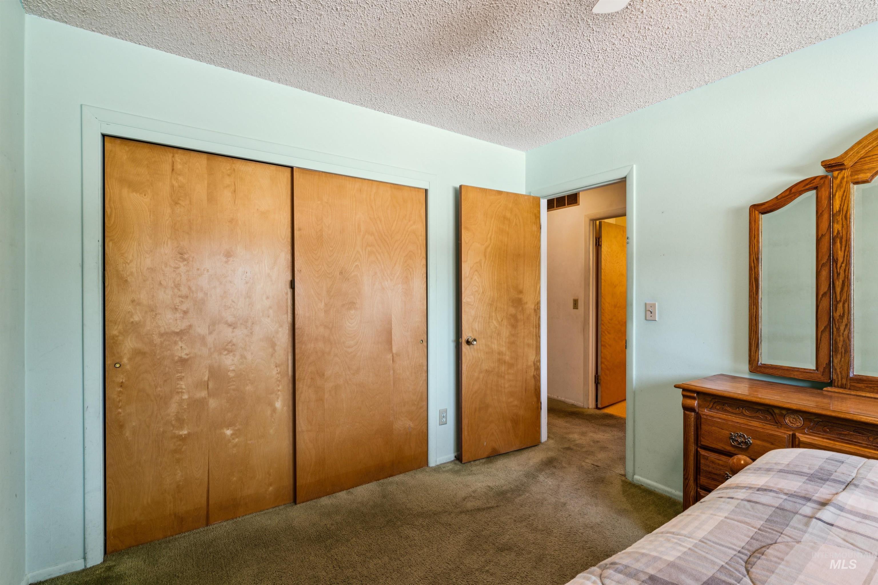 8721 W San Anita Drive, Boise, Idaho 83704, 4 Bedrooms, 2 Bathrooms, Residential For Sale, Price $449,000, 99003930