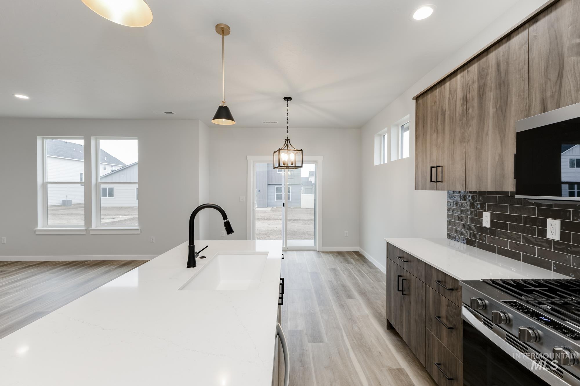 2022 S Summerson Way, Meridian, Idaho 83642, 3 Bedrooms, 2.5 Bathrooms, Residential For Sale, Price $489,995, 99003940