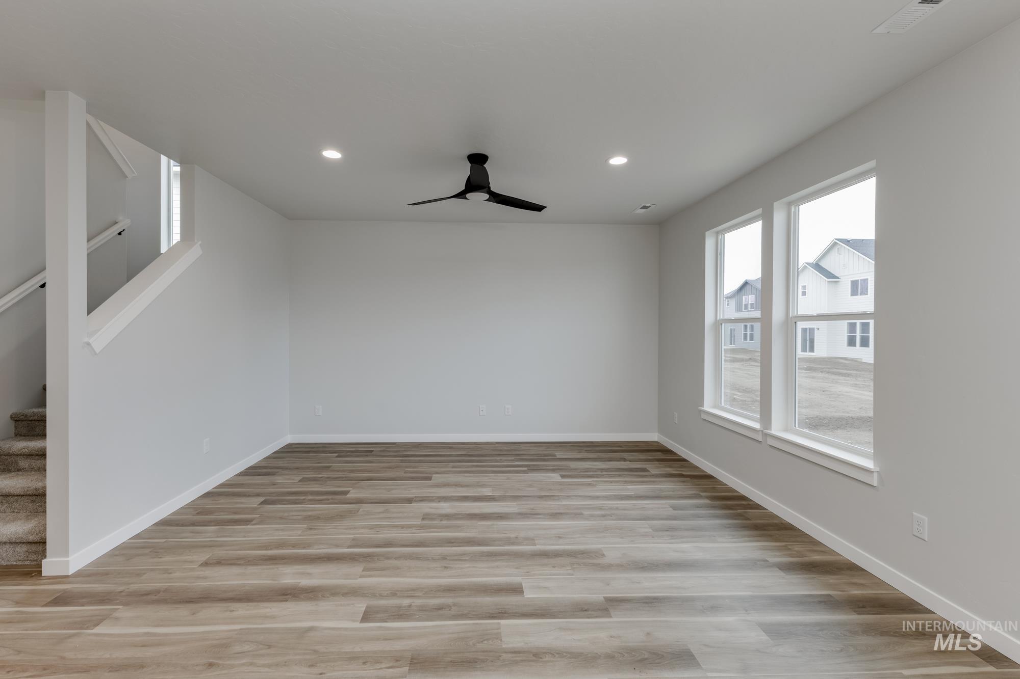 2022 S Summerson Way, Meridian, Idaho 83642, 3 Bedrooms, 2.5 Bathrooms, Residential For Sale, Price $489,995, 99003940