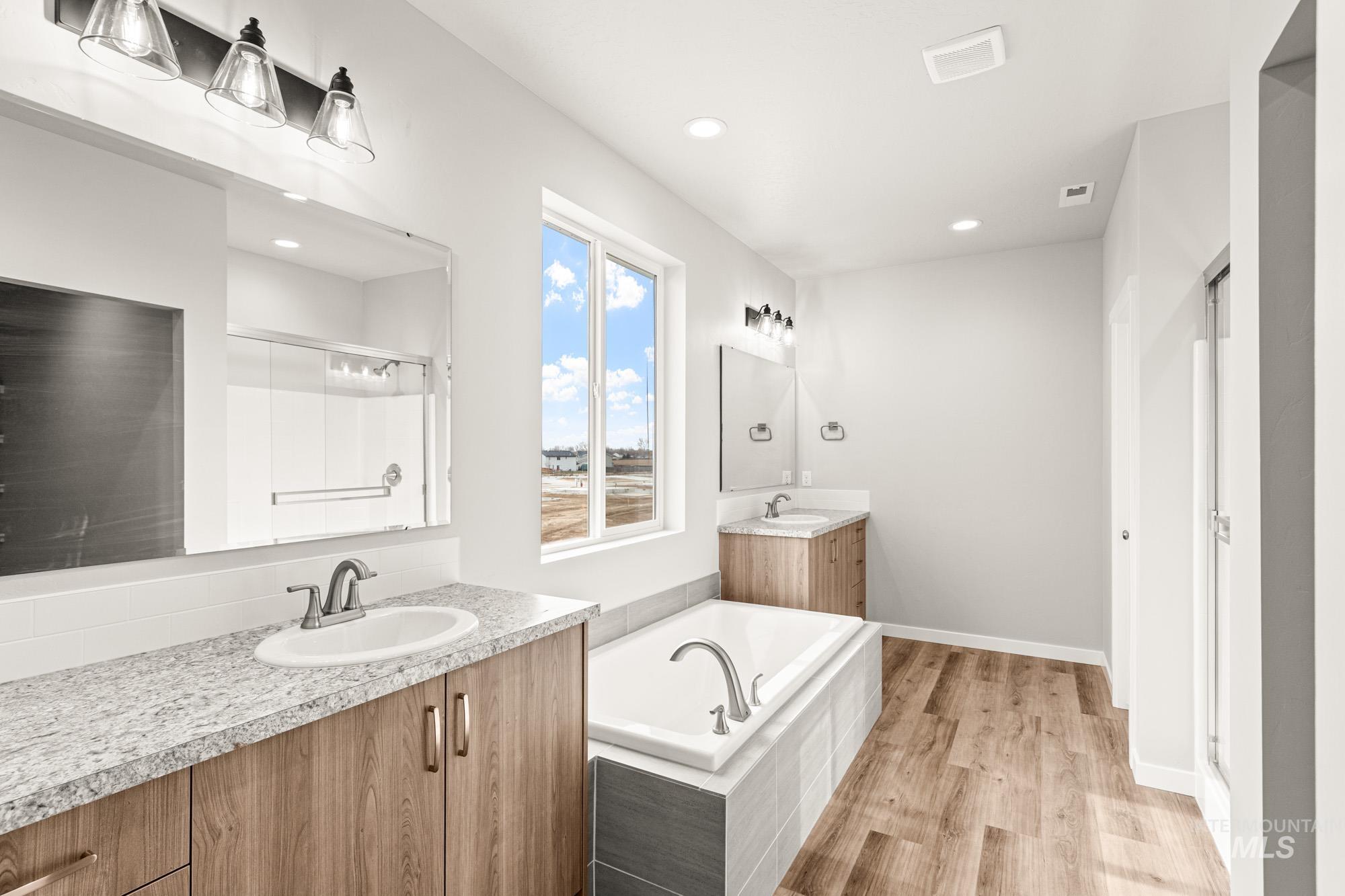 16464 Backfill Ave, Caldwell, Idaho 83607, 5 Bedrooms, 4.5 Bathrooms, Residential For Sale, Price $619,995, 99003941