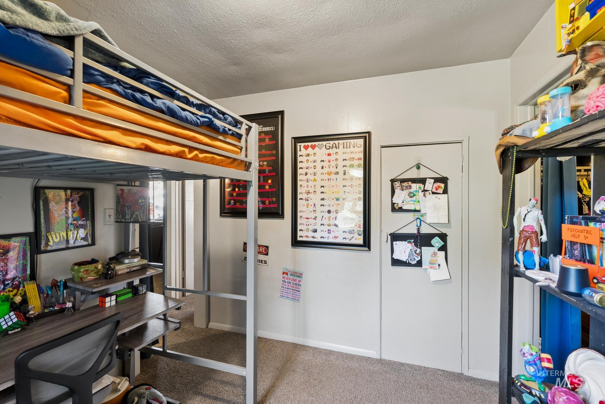 3205 W Edgemoor Rd, Boise, Idaho 83703, 3 Bedrooms, 1 Bathroom, Residential For Sale, Price $385,000, 99003942