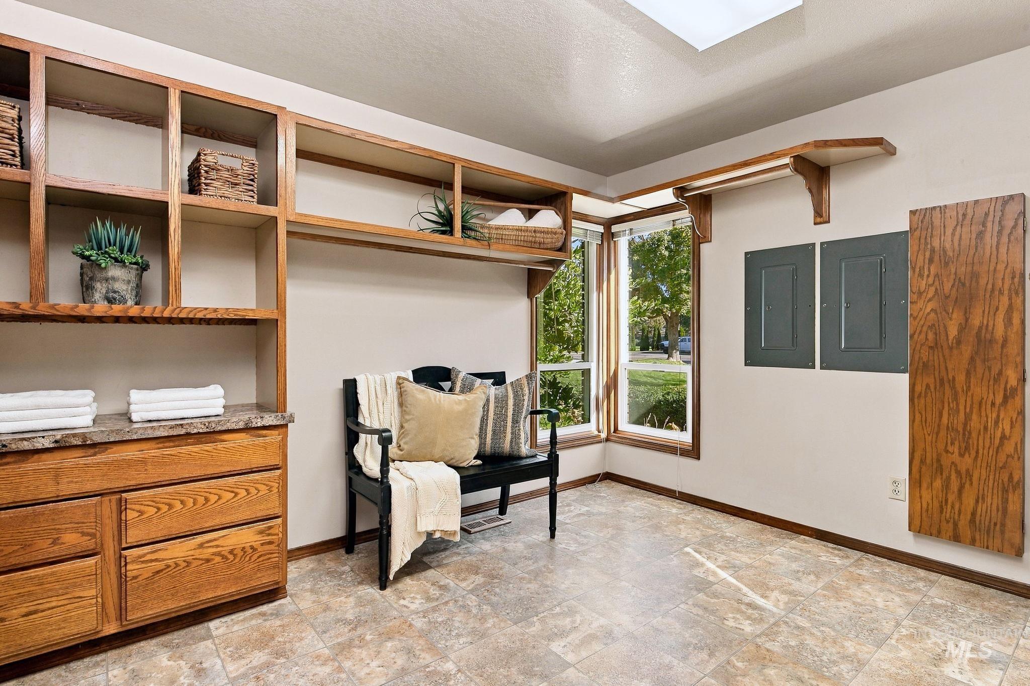 3831 N Farlight Pl, Boise, Idaho 83713, 6 Bedrooms, 5.5 Bathrooms, Residential For Sale, Price $1,200,000,MLS 99003943