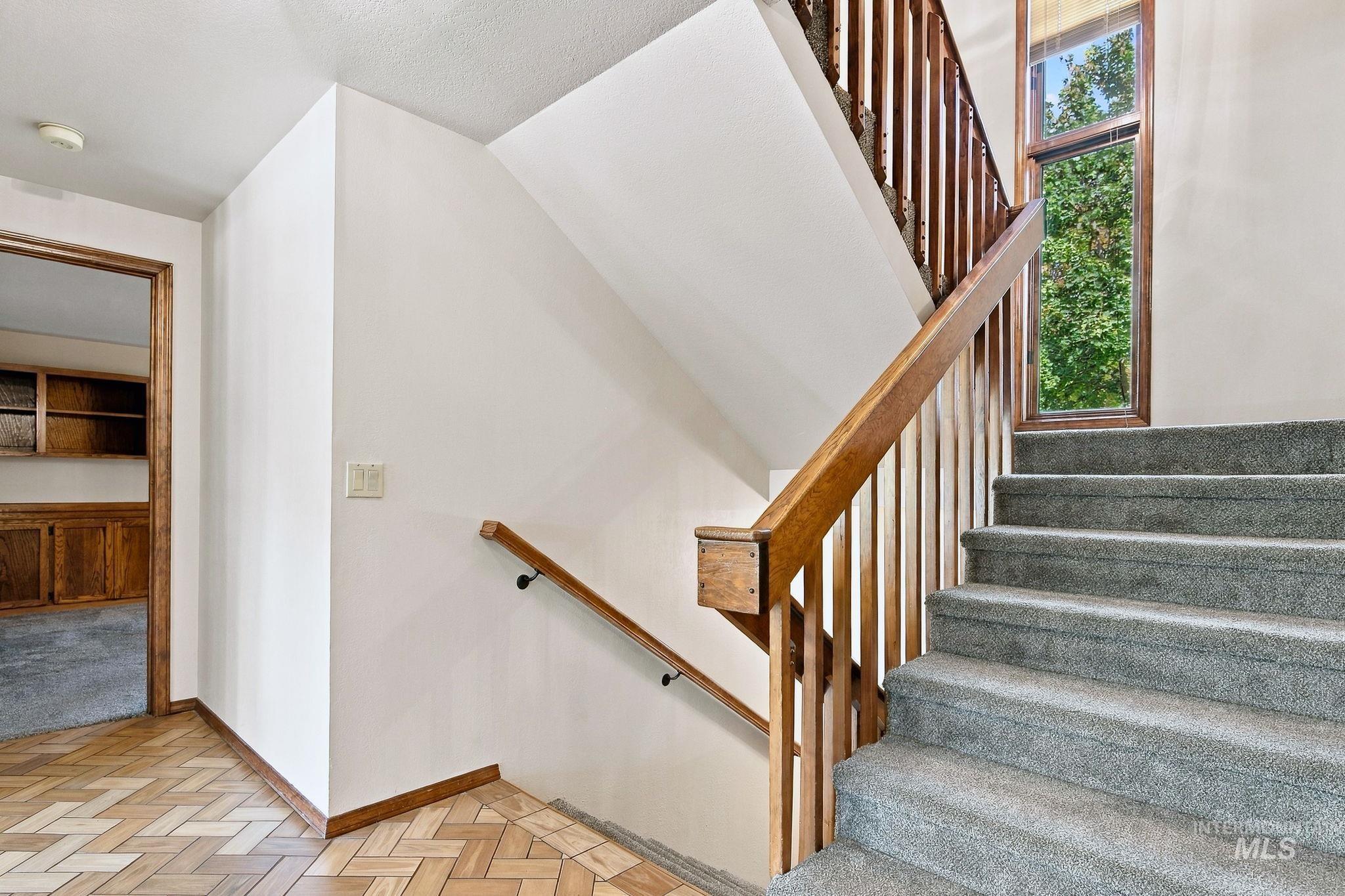 3831 N Farlight Pl, Boise, Idaho 83713, 6 Bedrooms, 5.5 Bathrooms, Residential For Sale, Price $1,200,000,MLS 99003943
