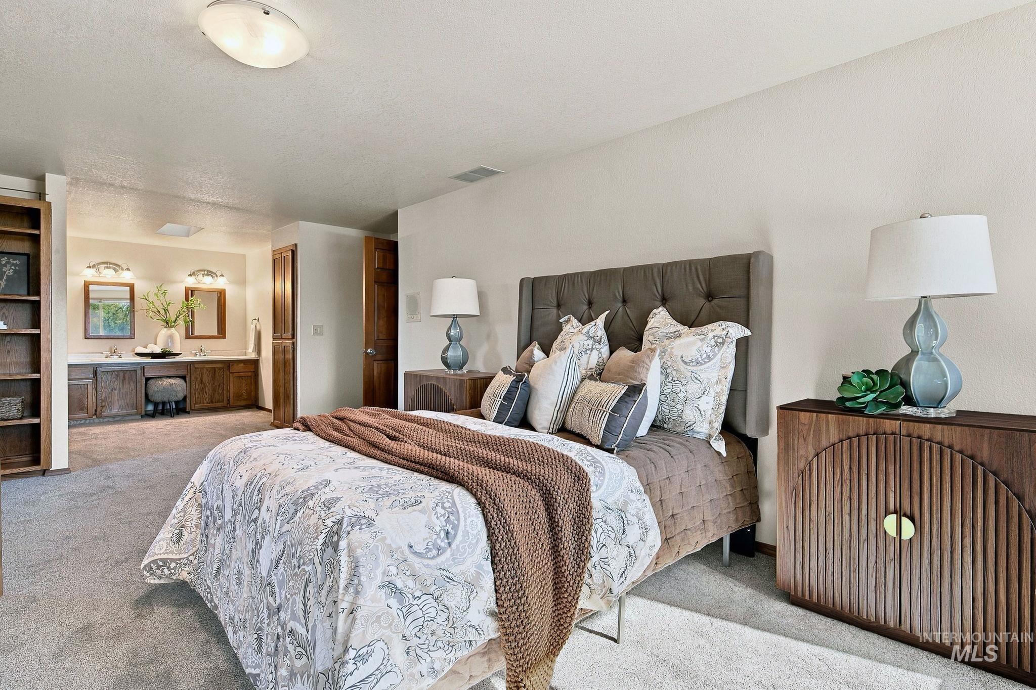 3831 N Farlight Pl, Boise, Idaho 83713, 6 Bedrooms, 5.5 Bathrooms, Residential For Sale, Price $1,200,000,MLS 99003943