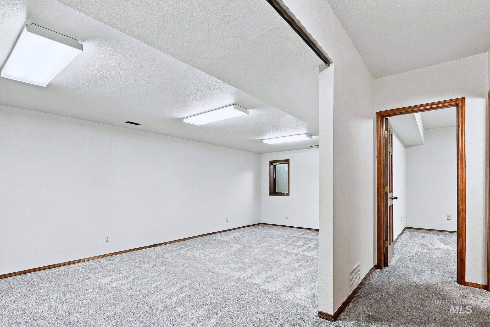 3831 N Farlight Pl, Boise, Idaho 83713, 6 Bedrooms, 5.5 Bathrooms, Residential For Sale, Price $1,200,000,MLS 99003943
