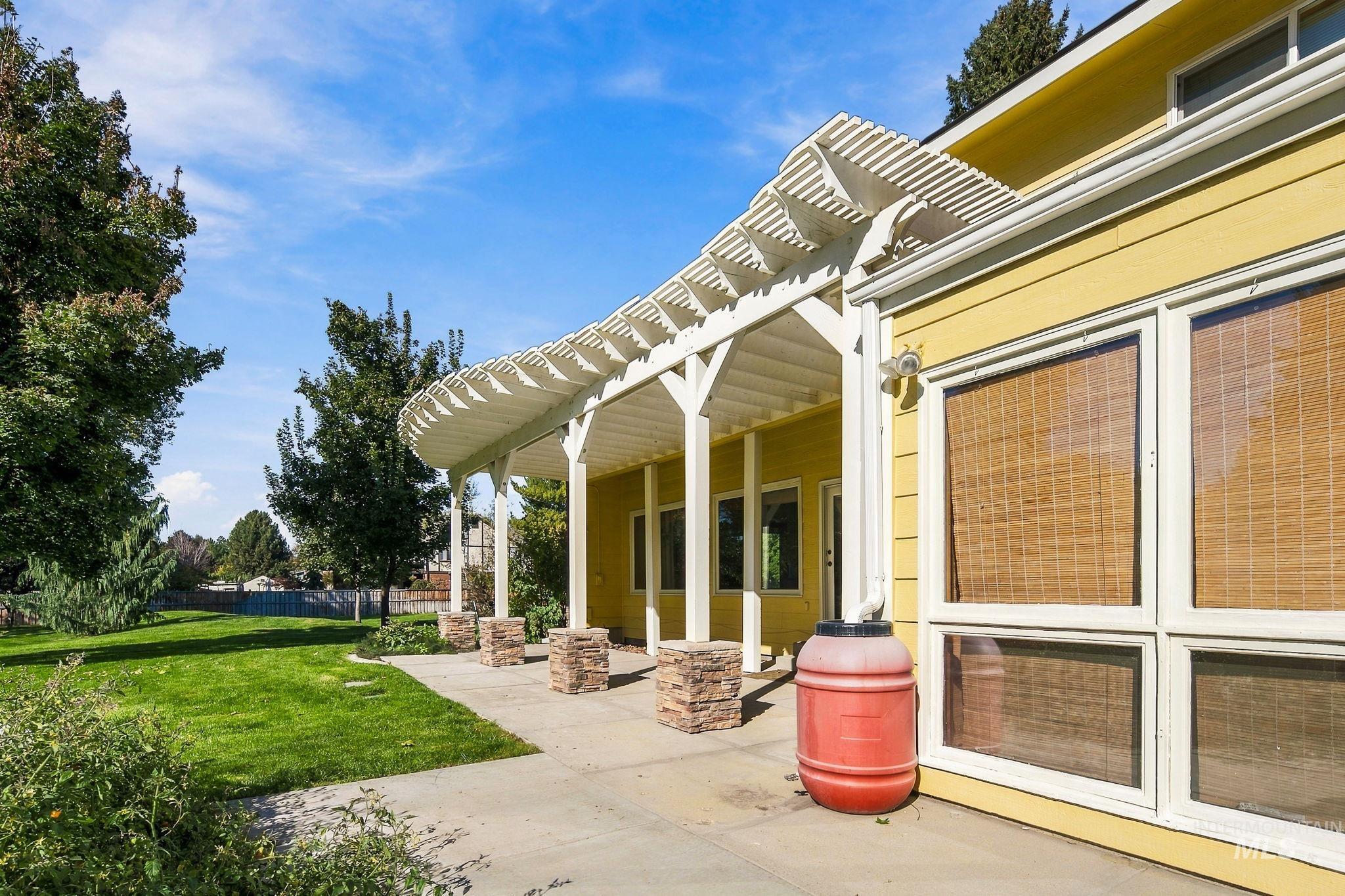 3831 N Farlight Pl, Boise, Idaho 83713, 6 Bedrooms, 5.5 Bathrooms, Residential For Sale, Price $1,200,000,MLS 99003943