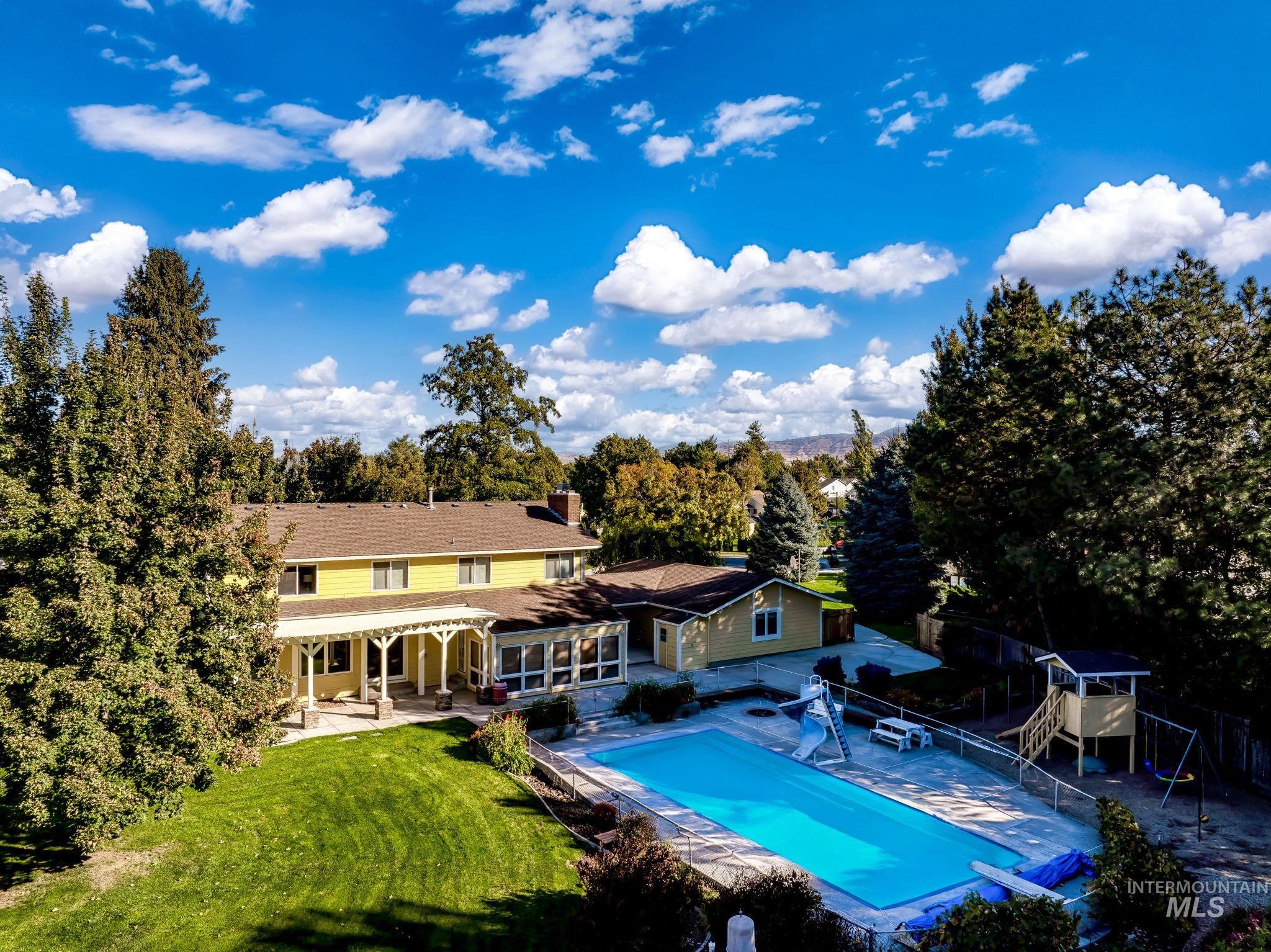 3831 N Farlight Pl, Boise, Idaho 83713, 6 Bedrooms, 5.5 Bathrooms, Residential For Sale, Price $1,200,000,MLS 99003943