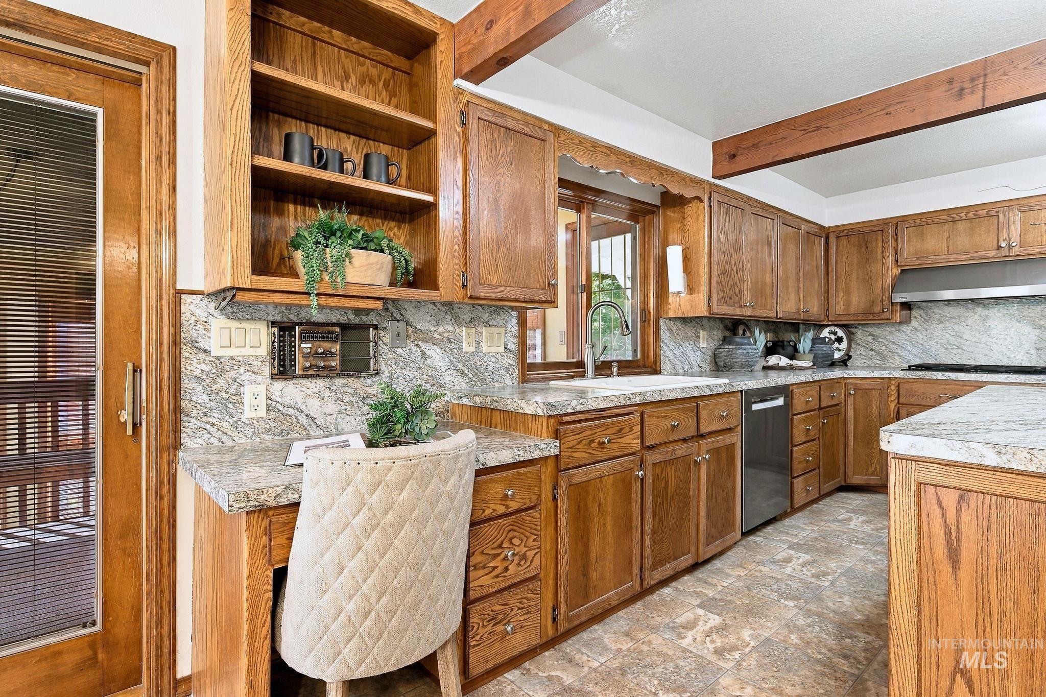 3831 N Farlight Pl, Boise, Idaho 83713, 6 Bedrooms, 5.5 Bathrooms, Residential For Sale, Price $1,200,000,MLS 99003943