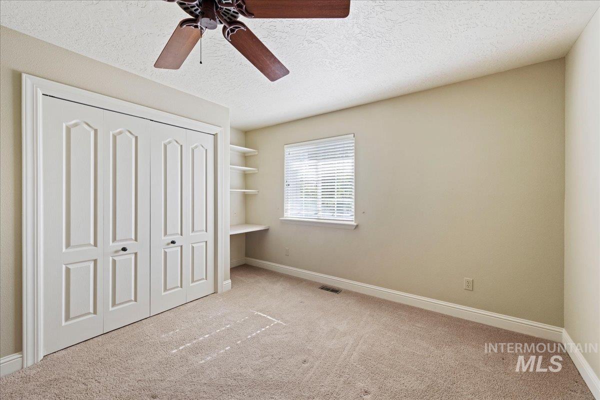 2328 E Faunhill Dr., Eagle, Idaho 83616, 4 Bedrooms, 3 Bathrooms, Residential For Sale, Price $819,000,MLS 99003944