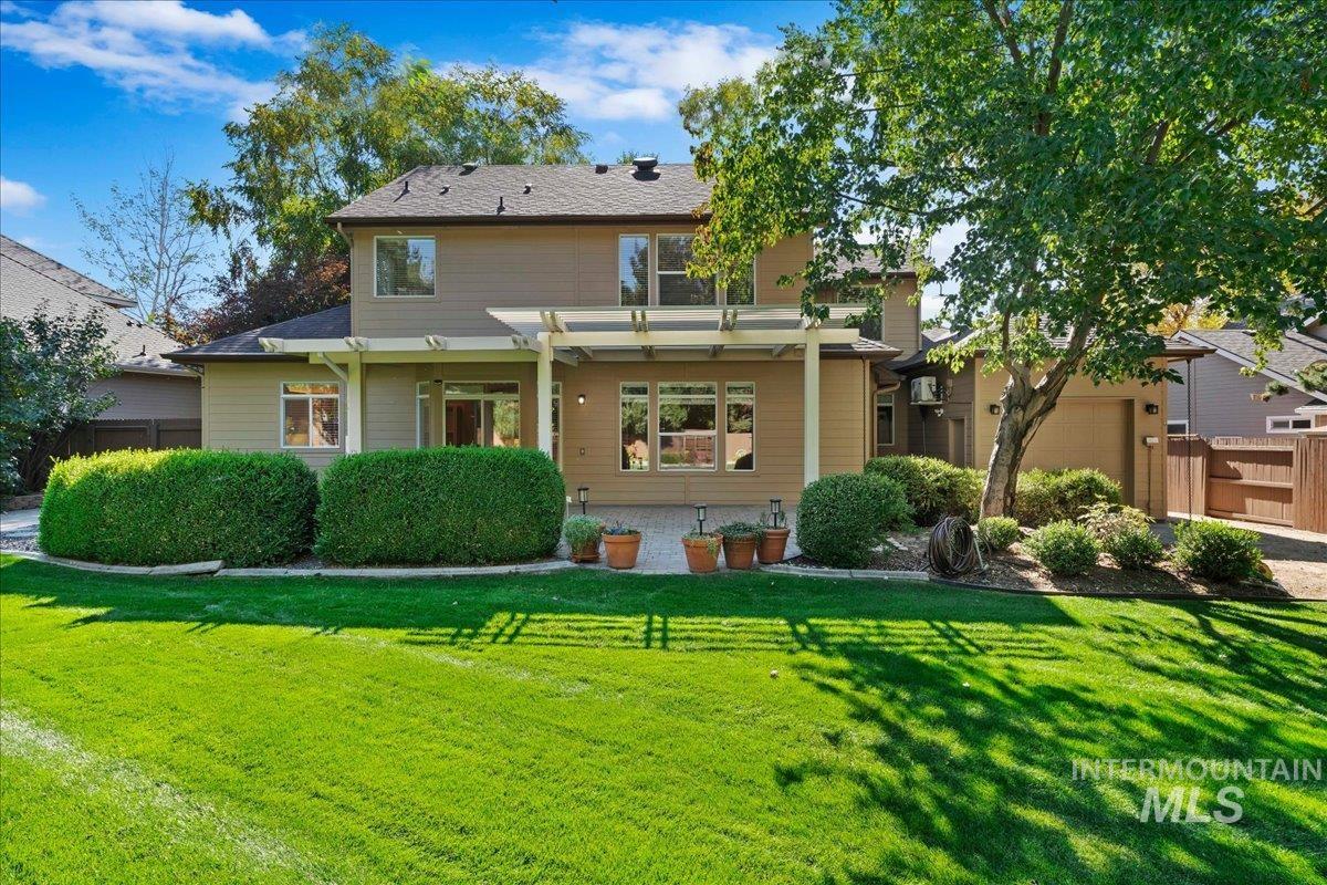 2328 E Faunhill Dr., Eagle, Idaho 83616, 4 Bedrooms, 3 Bathrooms, Residential For Sale, Price $819,000,MLS 99003944