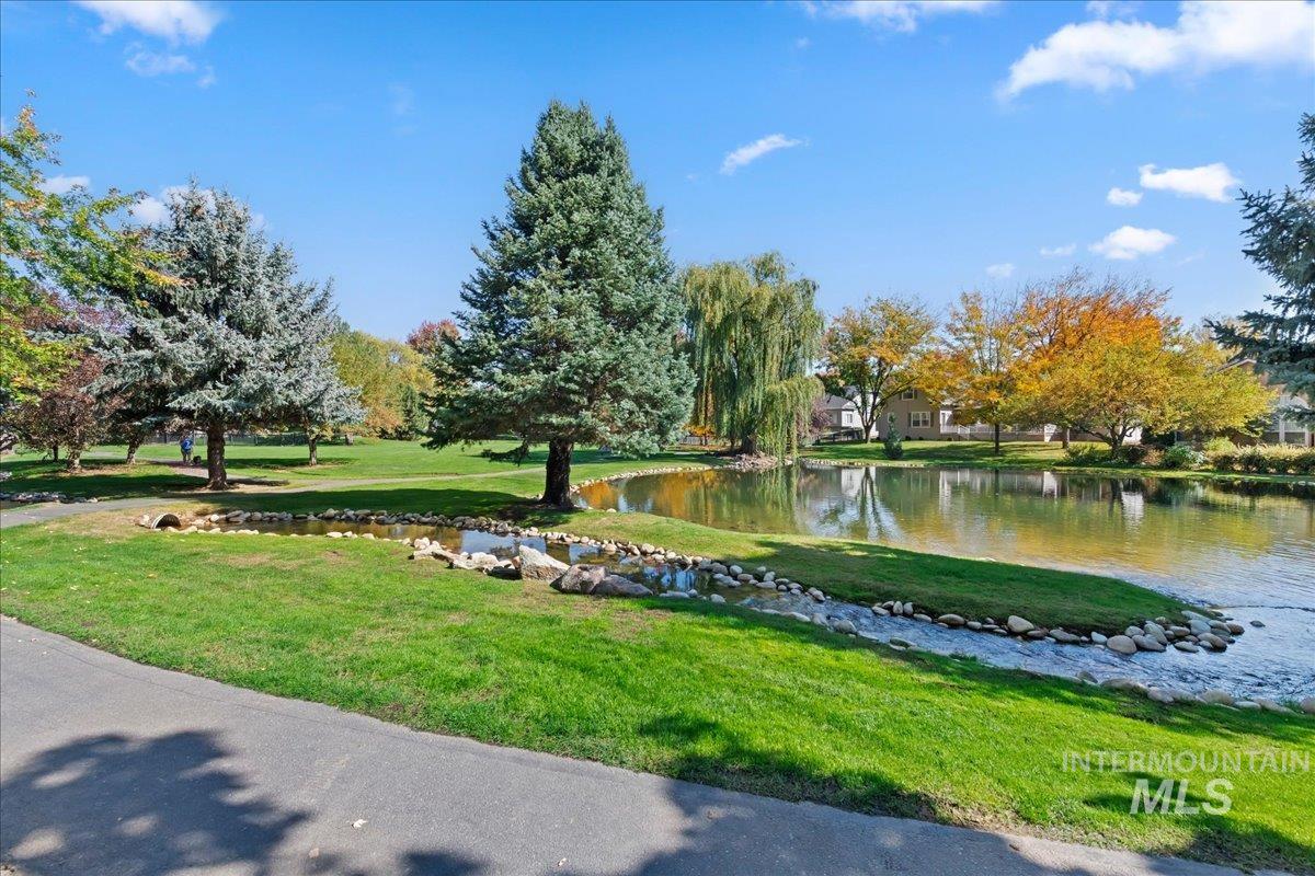 2328 E Faunhill Dr., Eagle, Idaho 83616, 4 Bedrooms, 3 Bathrooms, Residential For Sale, Price $819,000,MLS 99003944