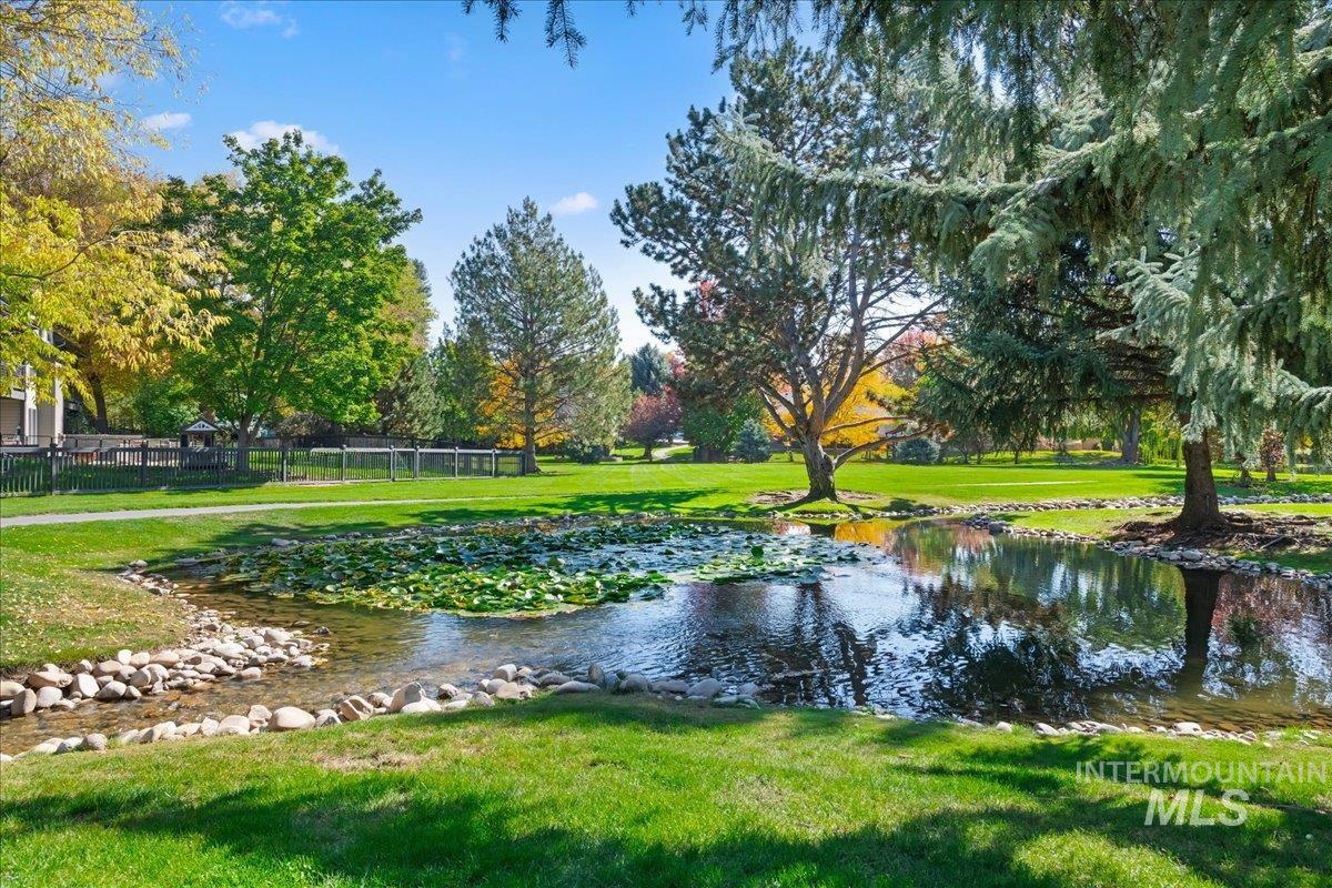 2328 E Faunhill Dr., Eagle, Idaho 83616, 4 Bedrooms, 3 Bathrooms, Residential For Sale, Price $819,000,MLS 99003944