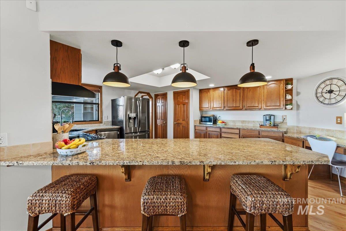 8780 W Clovis Dr, Boise, Idaho 83709, 4 Bedrooms, 3.5 Bathrooms, Residential For Sale, Price $839,900,MLS 99003945