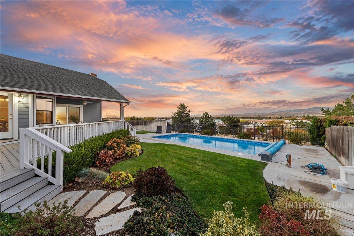 8780 W Clovis Dr, Boise, Idaho 83709, 4 Bedrooms, 3.5 Bathrooms, Residential For Sale, Price $839,900,MLS 99003945