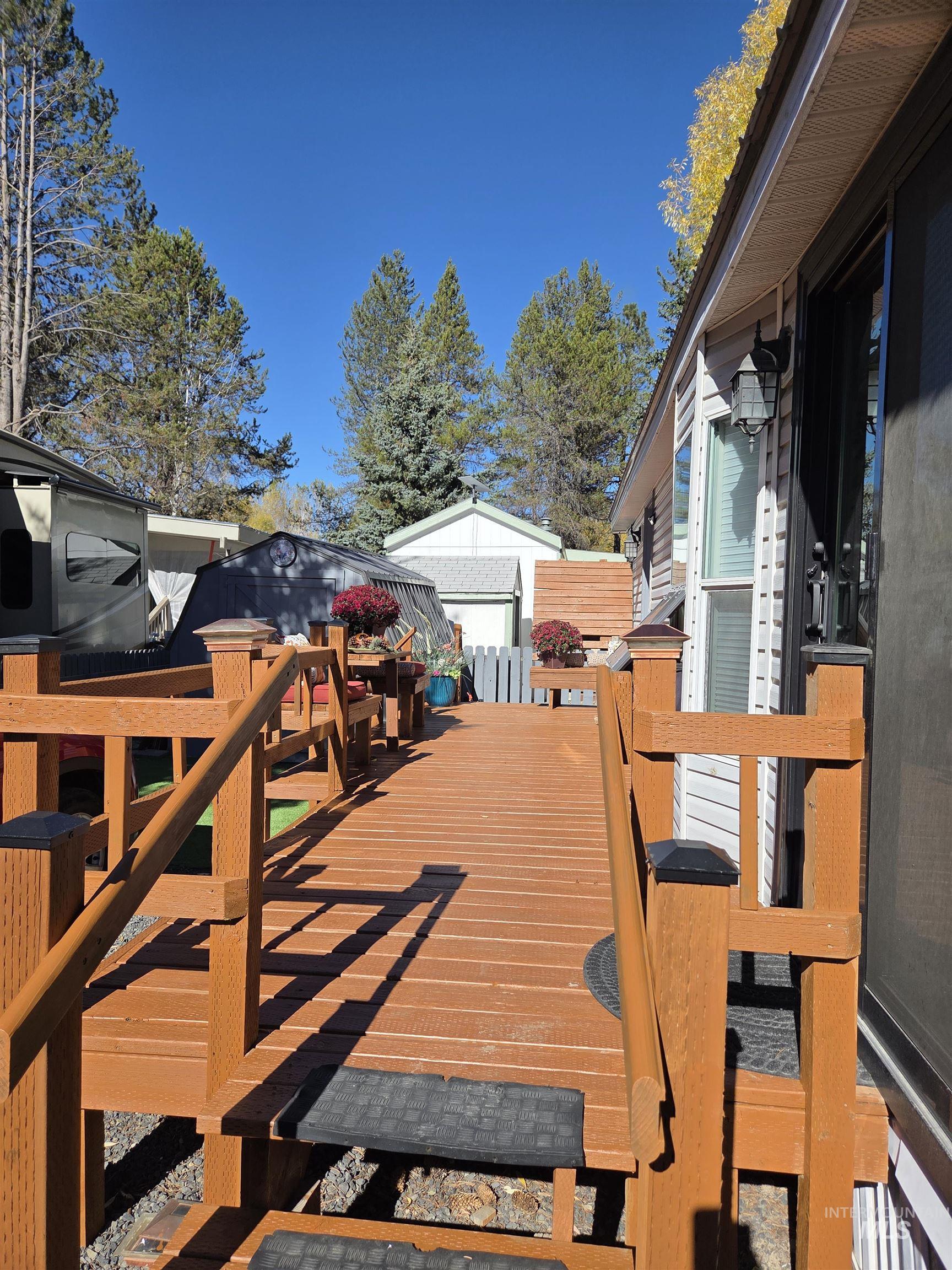 22 B Street, Cascade, Idaho 83611, 1 Bedroom, 1 Bathroom, Residential For Sale, Price $179,900, 99003946